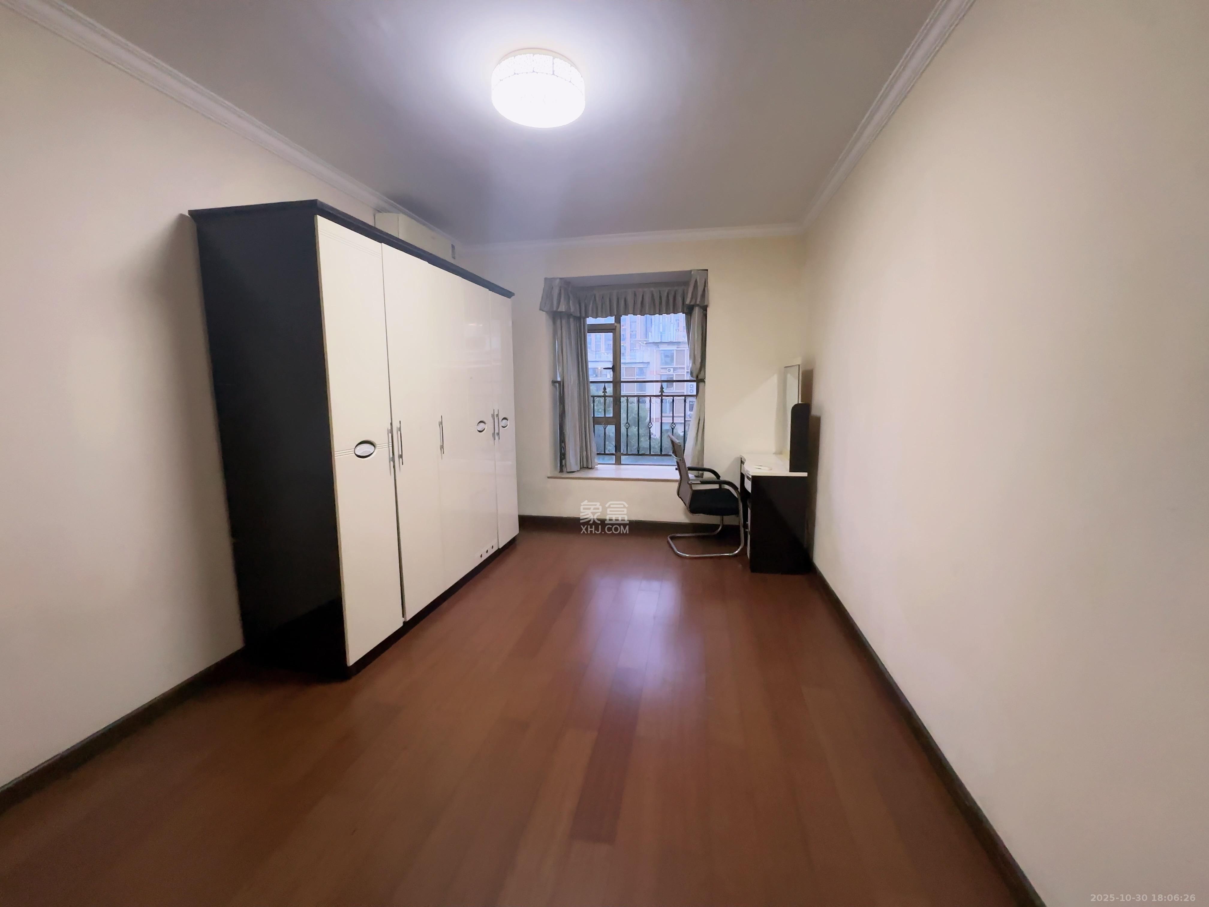 江山帝景雅典  3室2厅2卫    2200.0元/月 江山帝景雅典  3室2厅2卫    2200.0元/月室内图