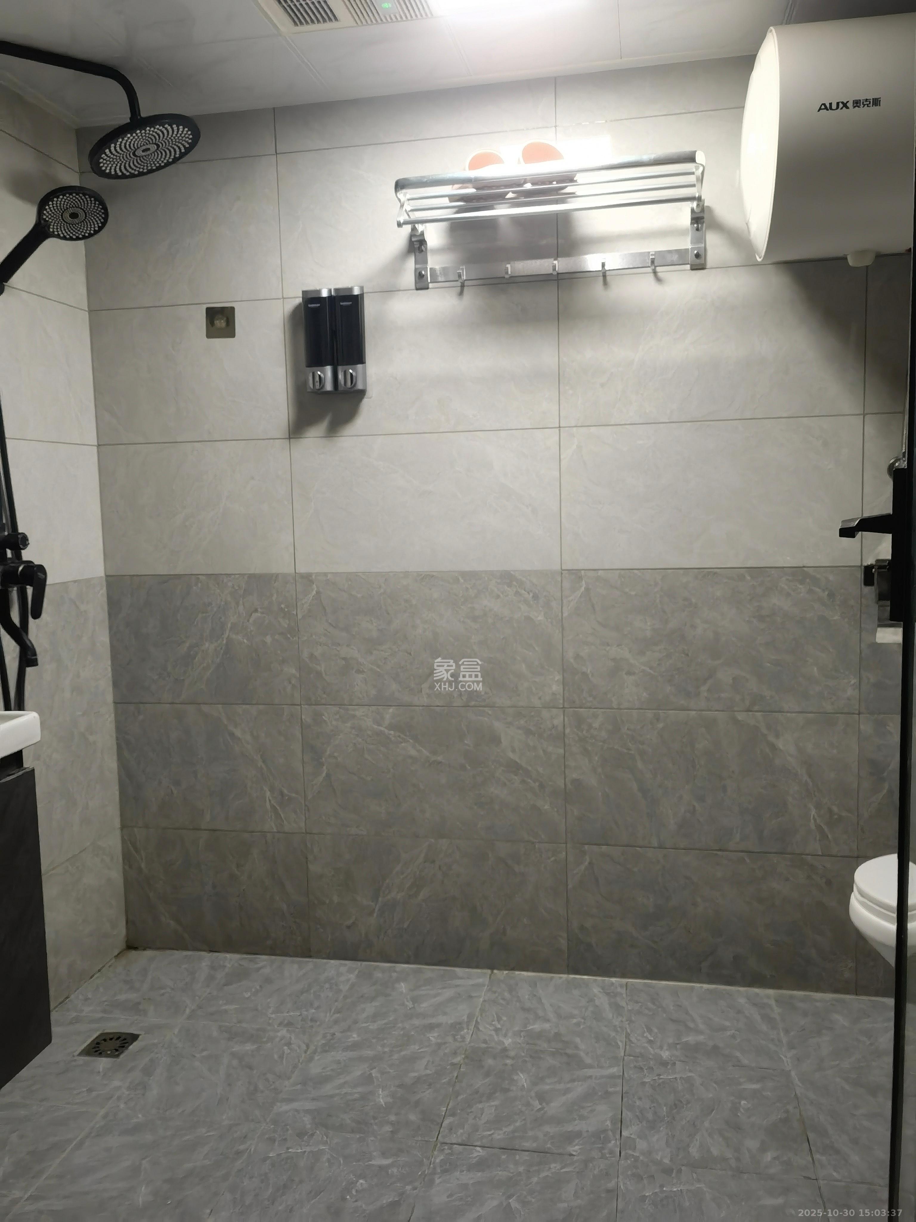 启迪协信中心  1室1厅1卫    2800.0元/月 启迪协信中心  1室1厅1卫    2800.0元/月室内图