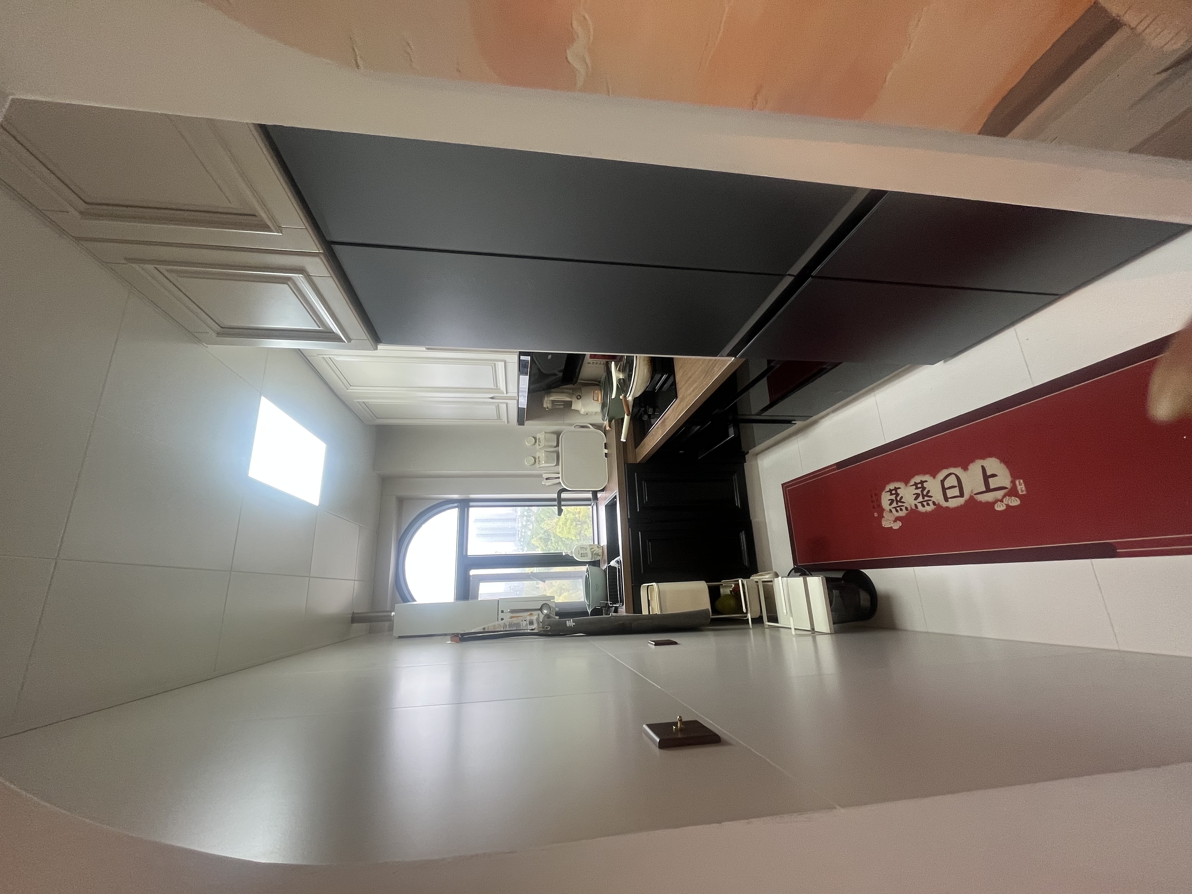 壹号公馆  1室0厅0卫    35.0万客厅