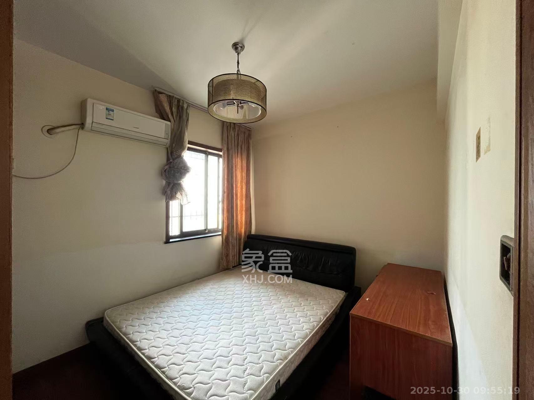 瑞都华庭(华庭美苑)  3室2厅1卫    2200.0元/月 瑞都华庭(华庭美苑)  3室2厅1卫    2200.0元/月室内图