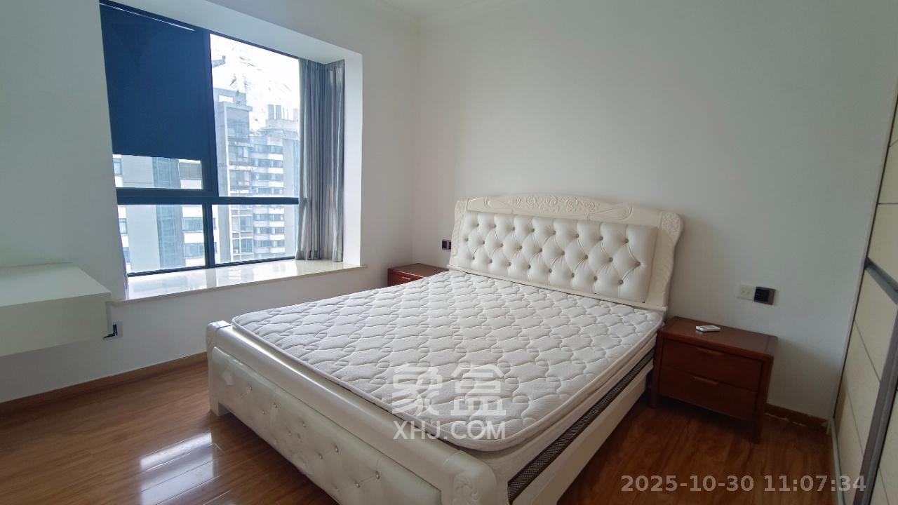 湘江世纪城鸿江苑  2室1厅1卫    2300.0元/月室内图