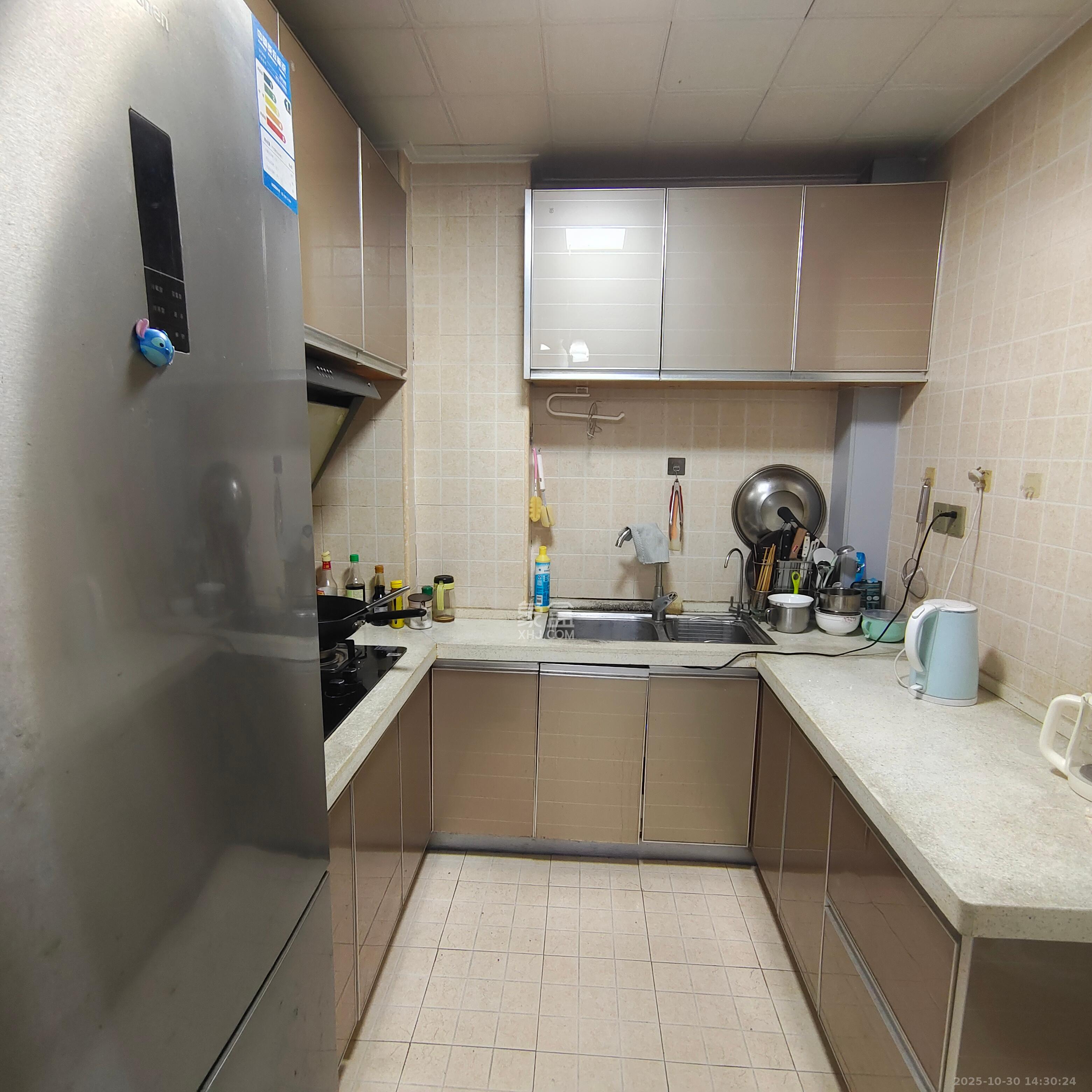 万芙锦城  2室2厅1卫    2400.0元/月室内图