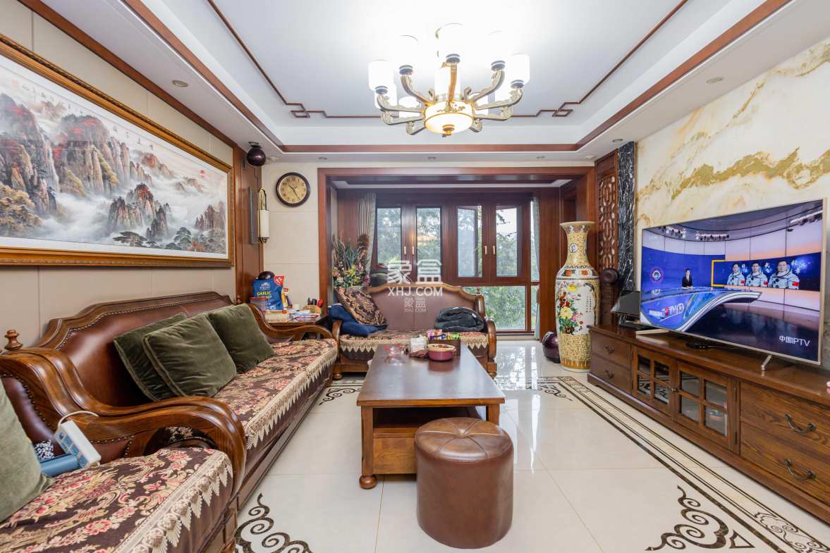 龙湖碧桂园天宸原著 1室0厅0卫 258.0万 龙湖碧桂园天宸原著 1室0厅0卫 258.0万客厅