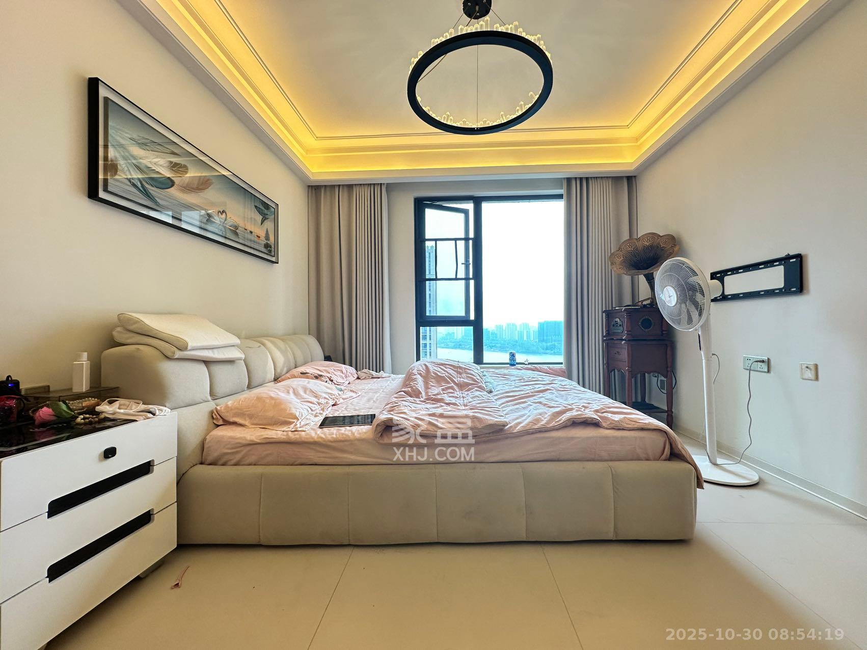 万科紫台  3室2厅1卫    6500.0元/月室内图