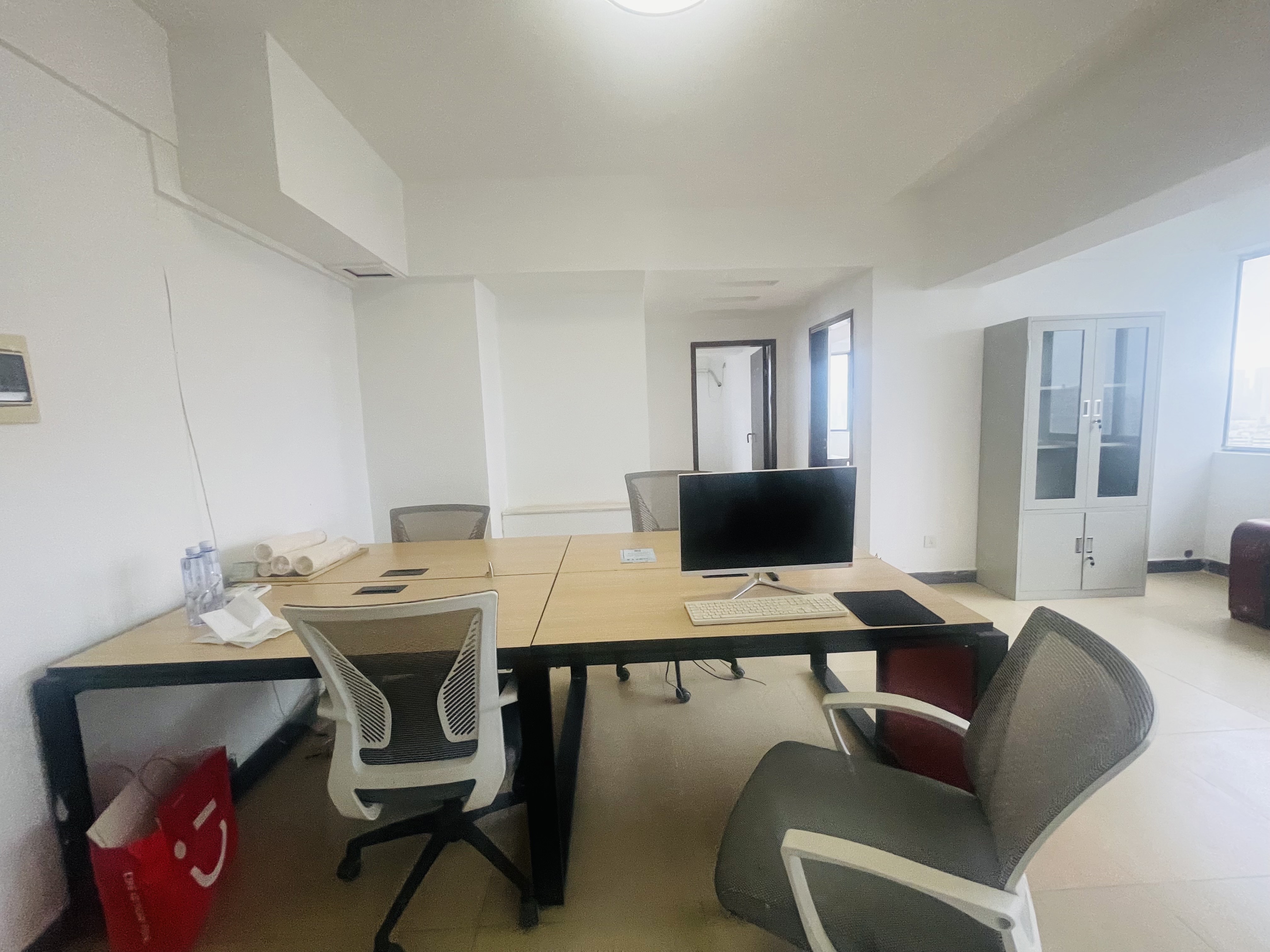 帝国大厦  2室2厅1卫    60.0万客厅