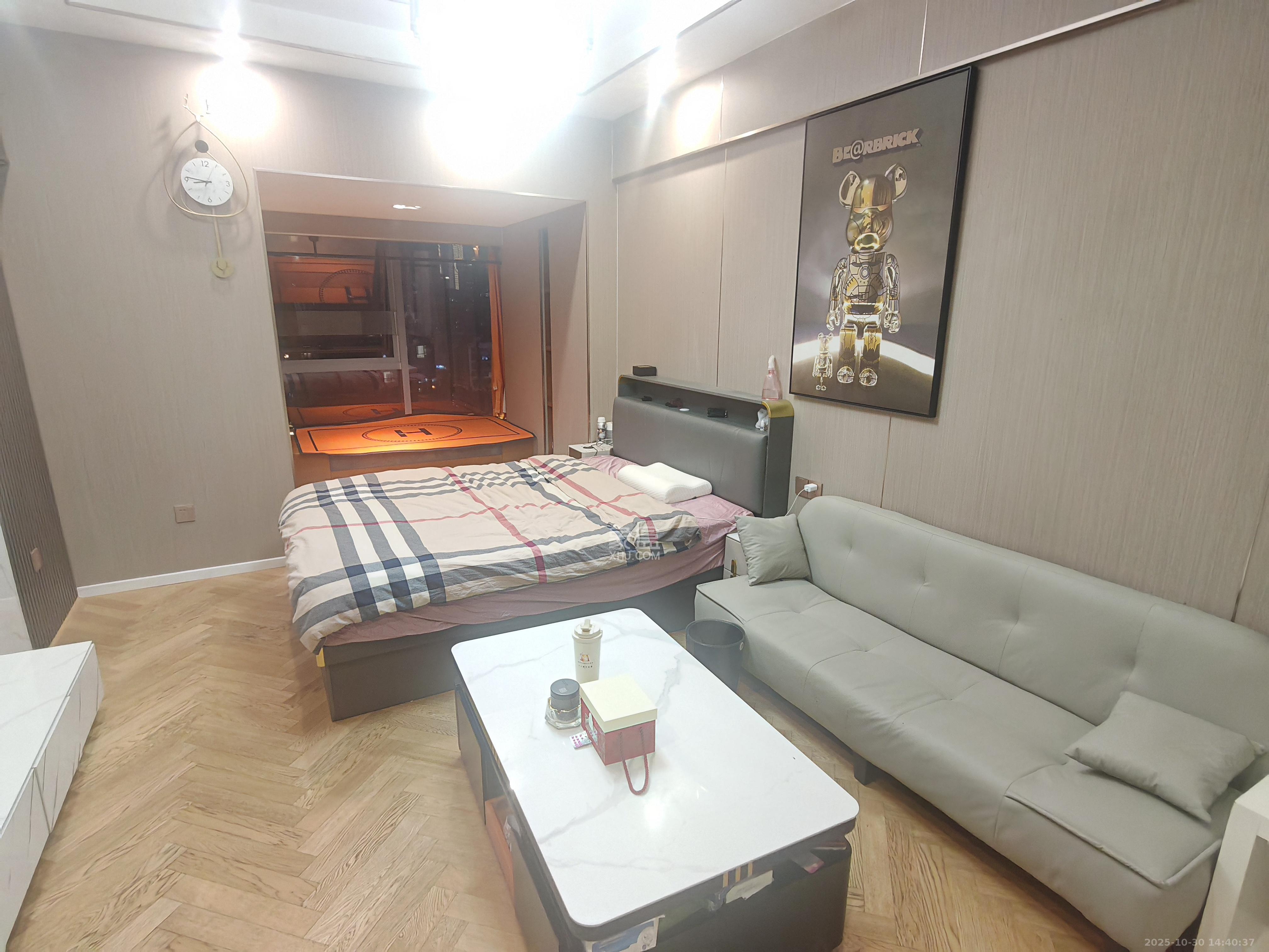 东怡外国（南湖一号)  1室1厅1卫    1800.0元/月室内图