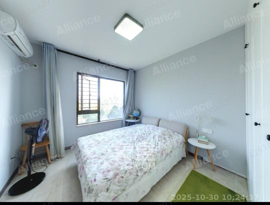 华润橡树湾  3室2厅1卫    2200.0元/月室内图