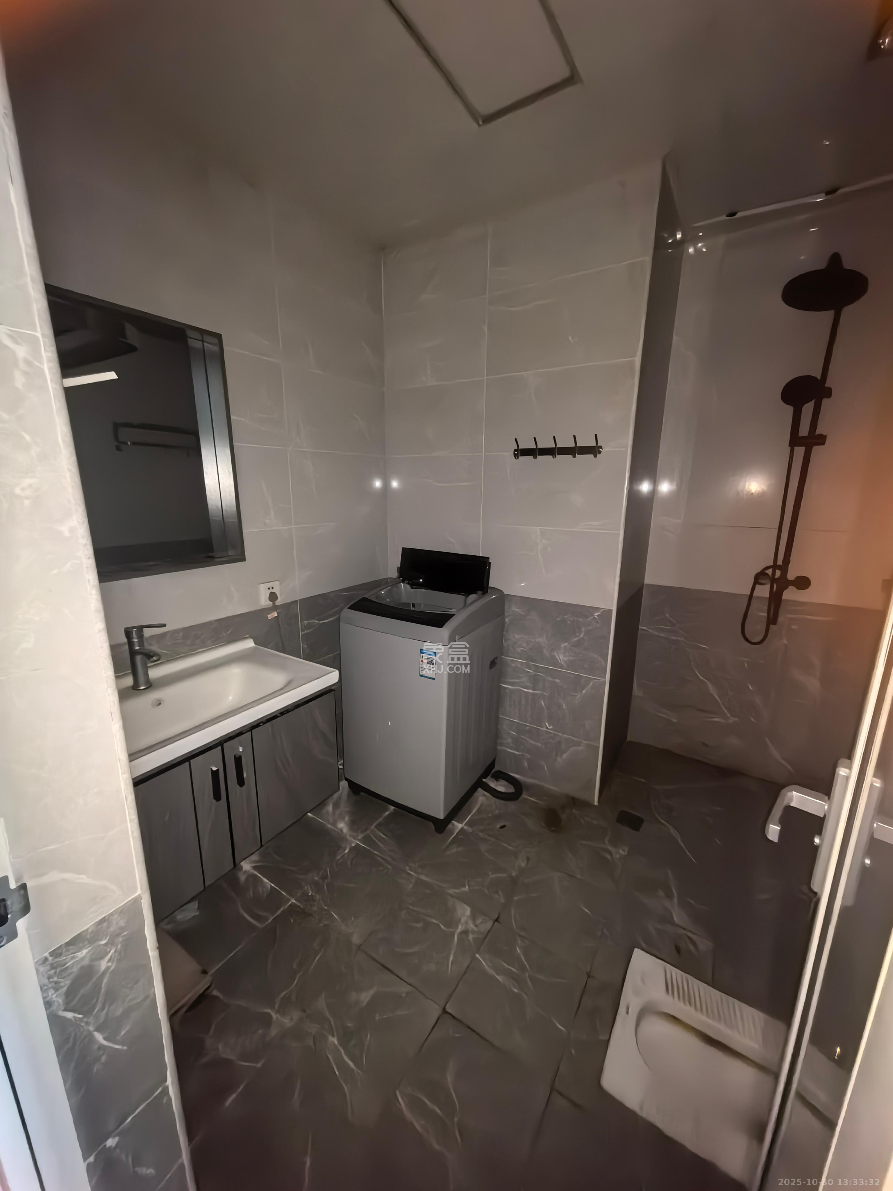 东方美地  1室0厅0卫    1300.0元/月 东方美地  1室0厅0卫    1300.0元/月室内图