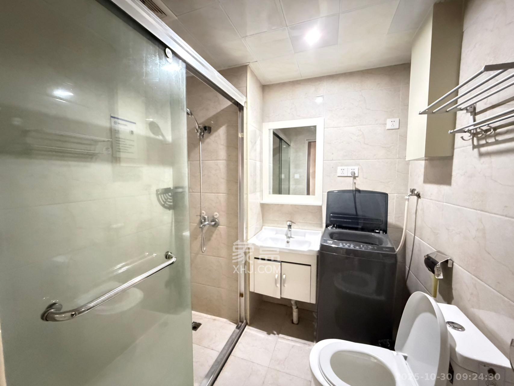 兆坤星悦荟  1室1厅1卫    1000.0元/月 兆坤星悦荟  1室1厅1卫    1000.0元/月室内图