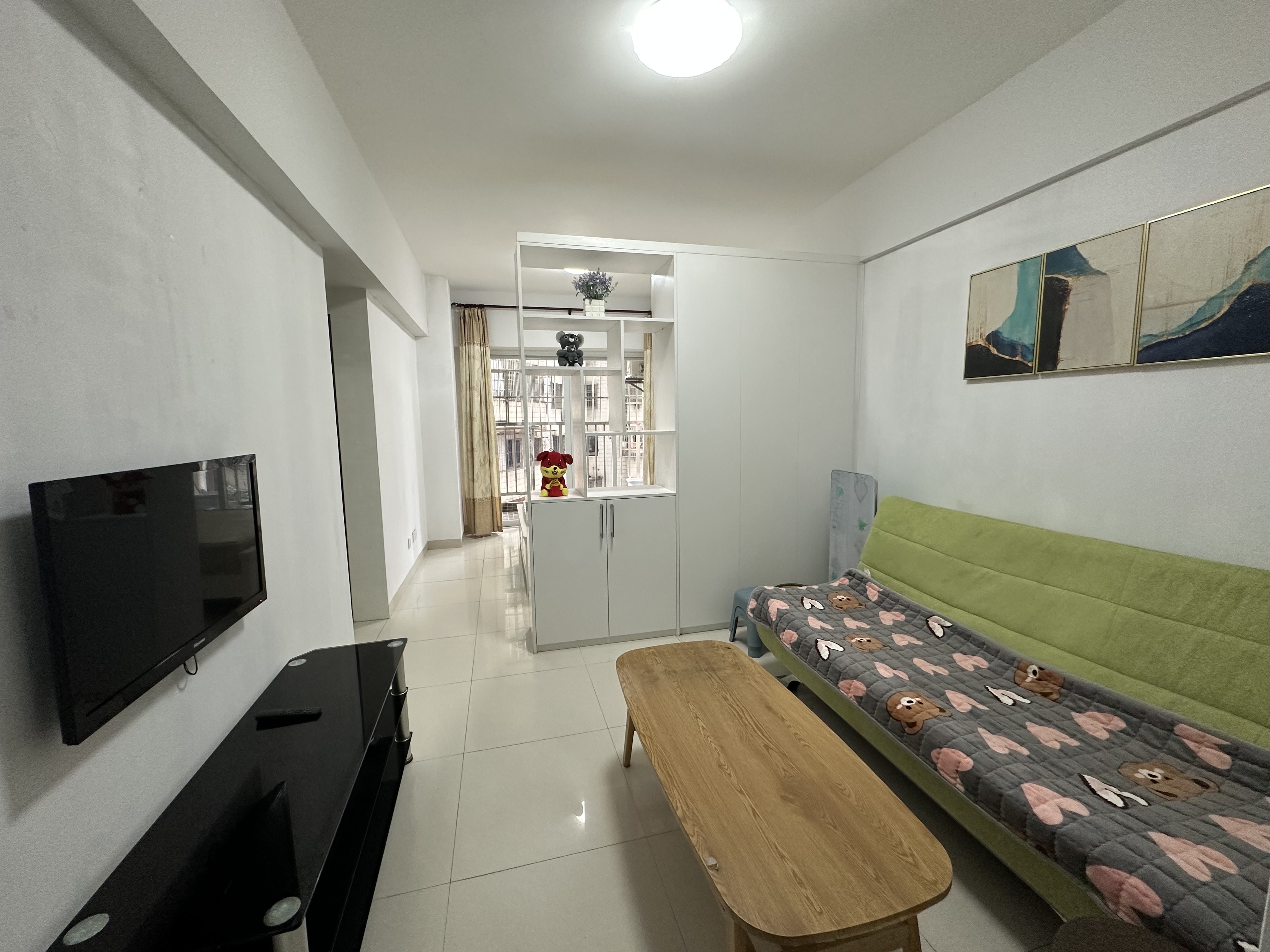 第五大道 1室1厅1卫 1800.0元/月 第五大道 1室1厅1卫 1800.0元/月室内图