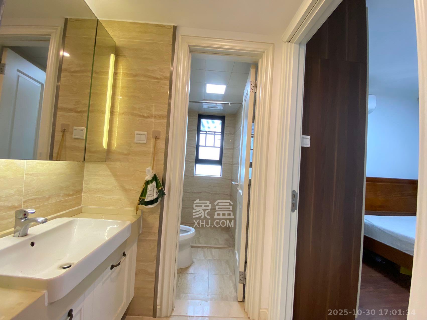 万科魅力之城观澜里  3室2厅1卫    3000.0元/月室内图