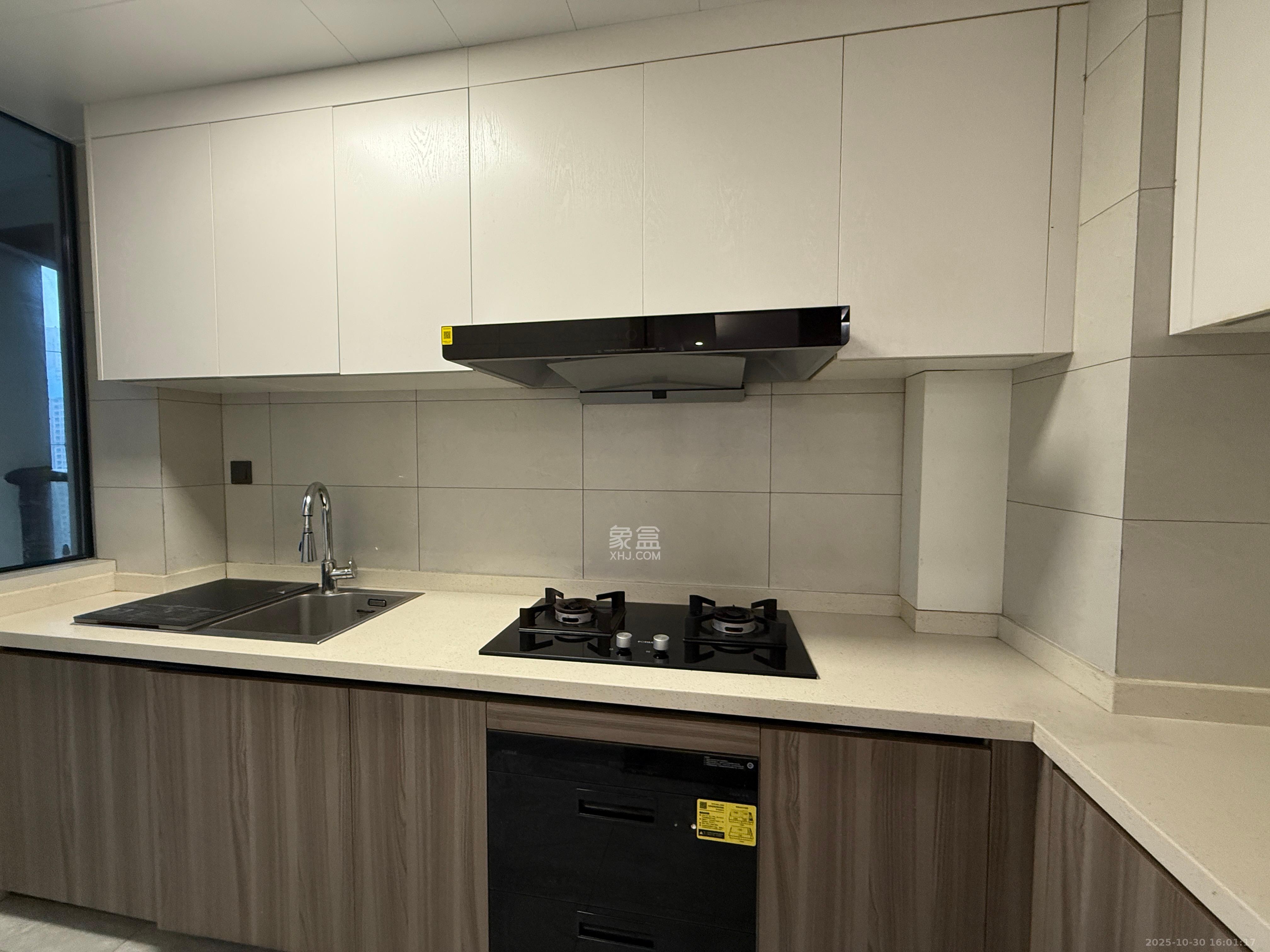 金富湘江悦城  4室2厅1卫    3100.0元/月 金富湘江悦城  4室2厅1卫    3100.0元/月室内图