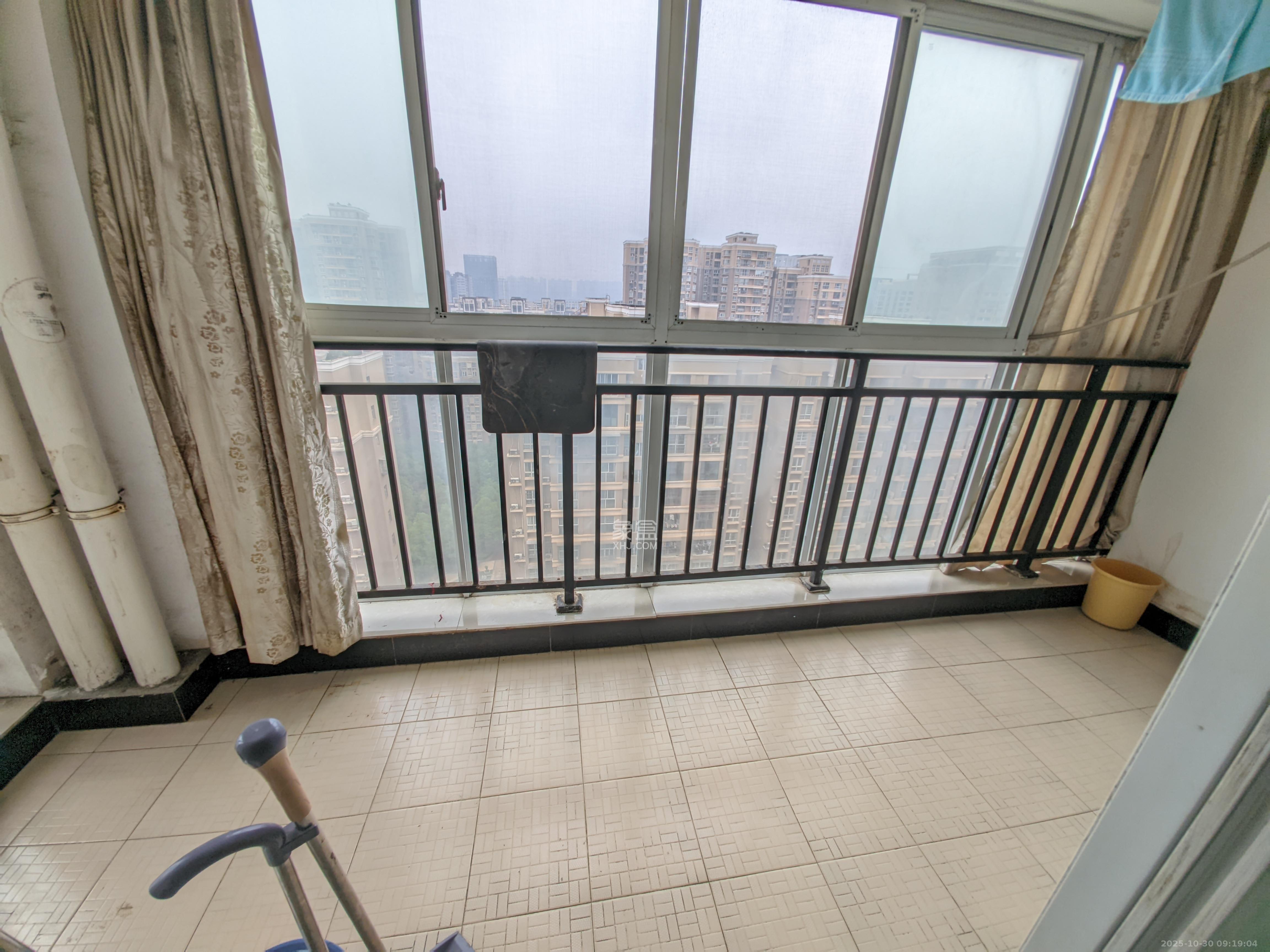 上河国际C区 2室1厅1卫 1500.0元/月 上河国际C区 2室1厅1卫 1500.0元/月室内图