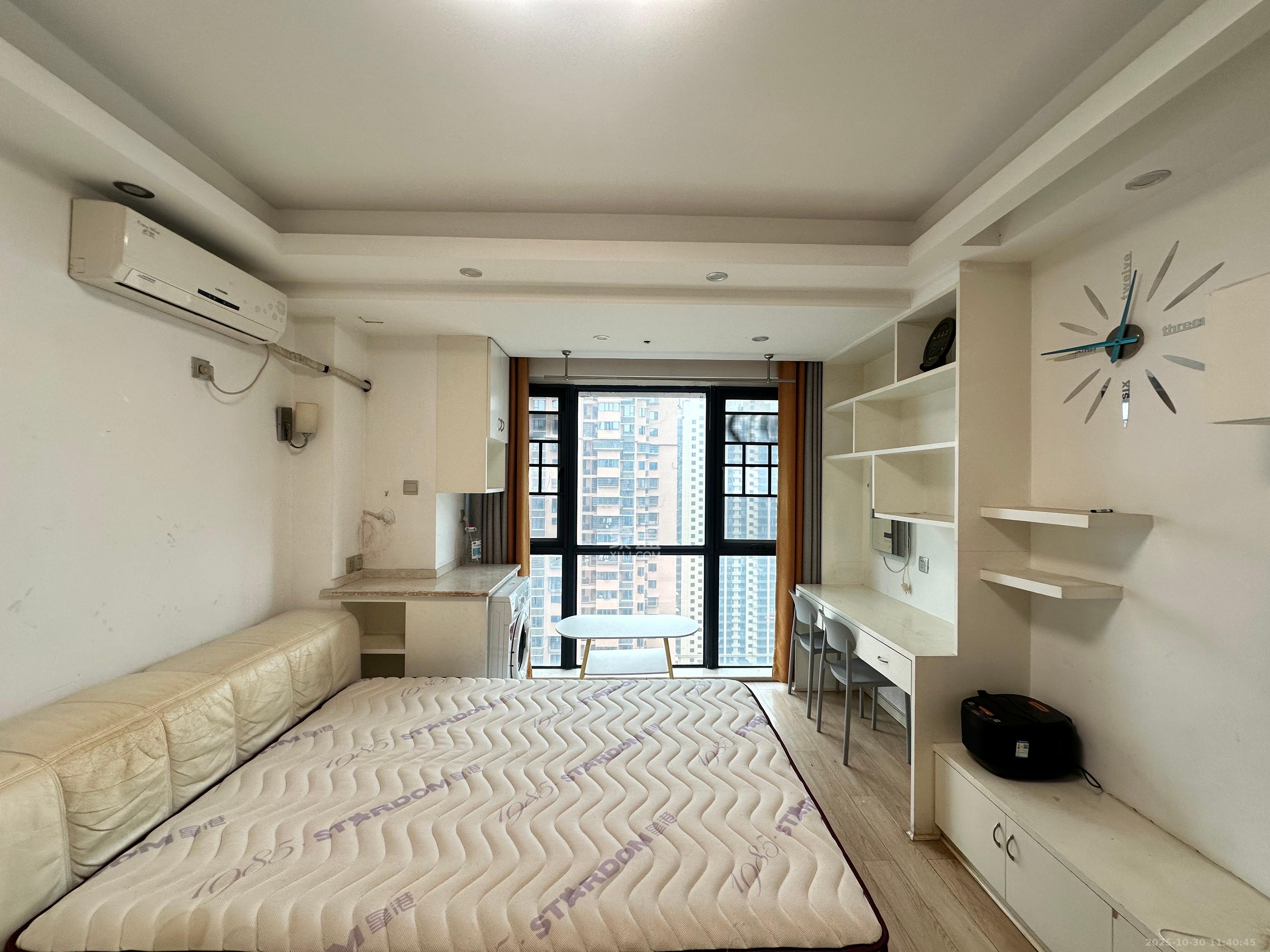 佳兴国际汇  1室1厅1卫    1800.0元/月室内图