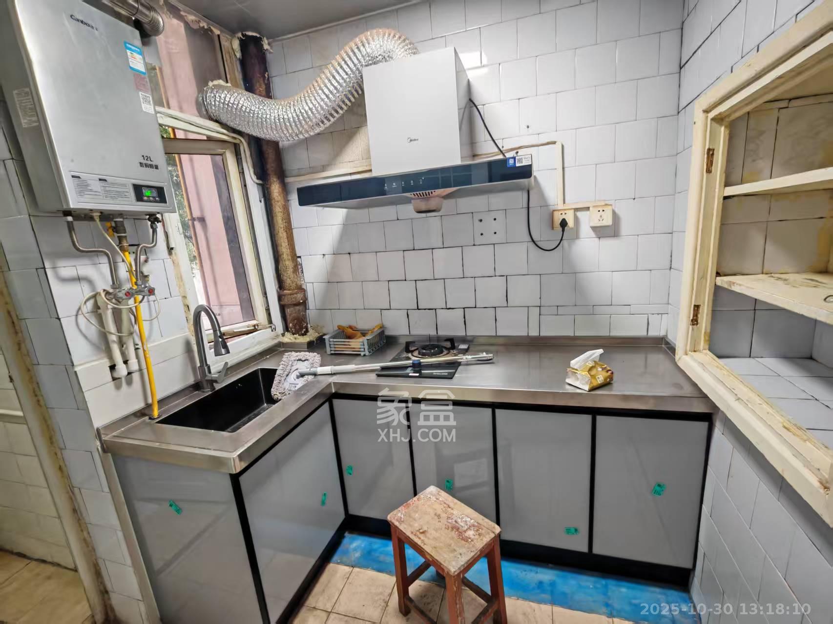 梅岭村  2室2厅1卫    1700.0元/月室内图