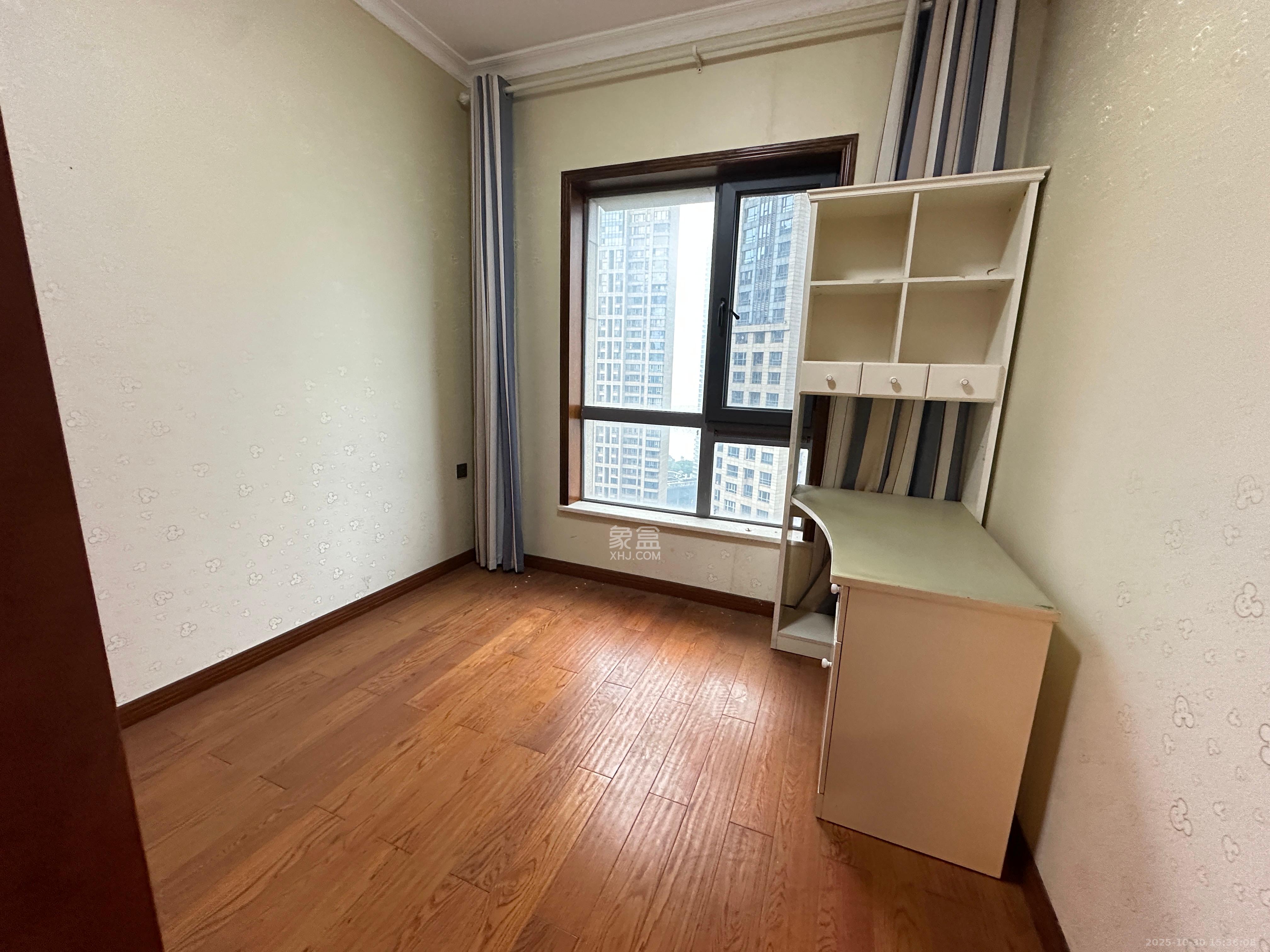 保利国际广场  3室2厅2卫    6500.0元/月室内图