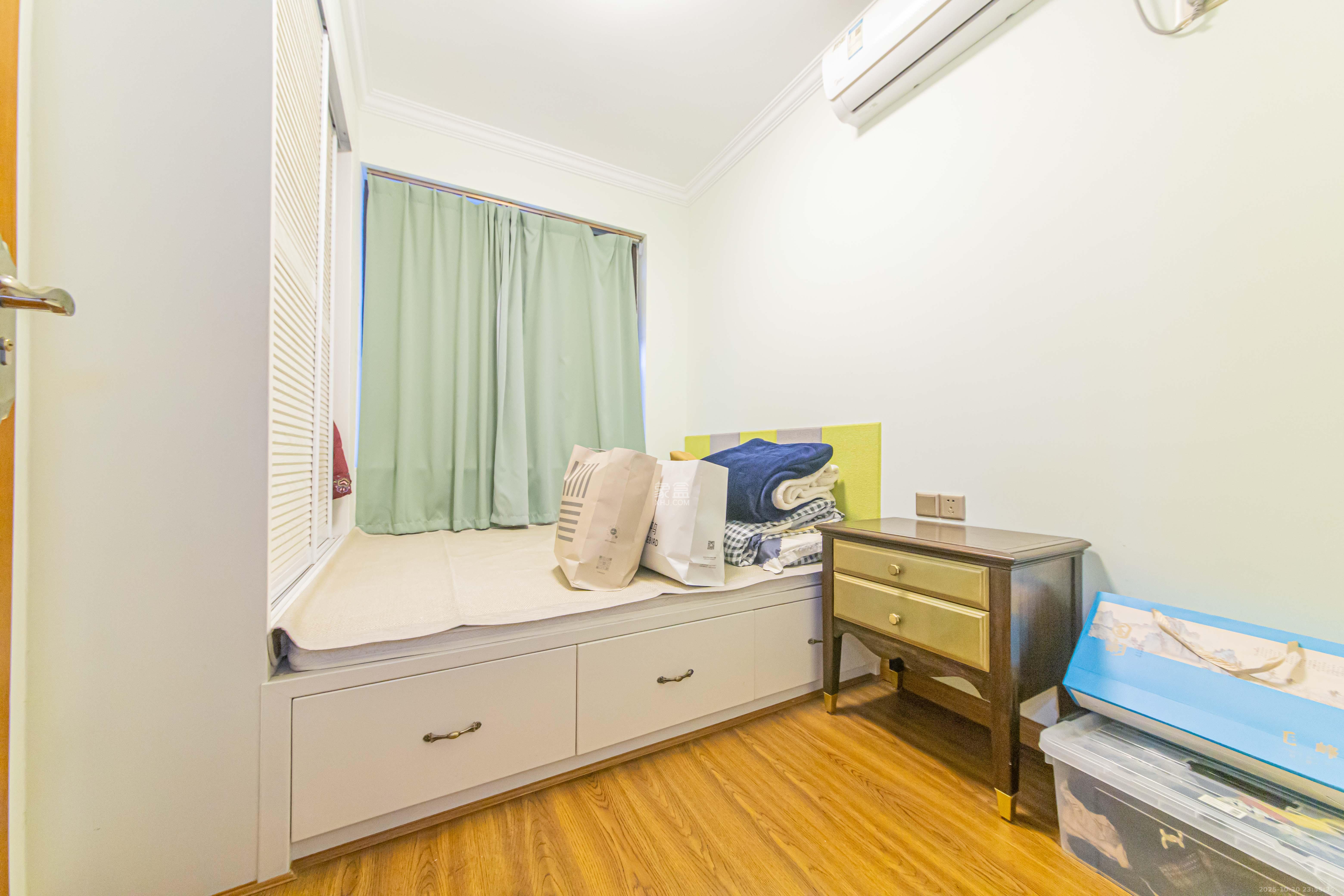 鑫远悦城(鑫远悦时代)  3室2厅1卫    98.0万 鑫远悦城(鑫远悦时代)  3室2厅1卫    98.0万卧室