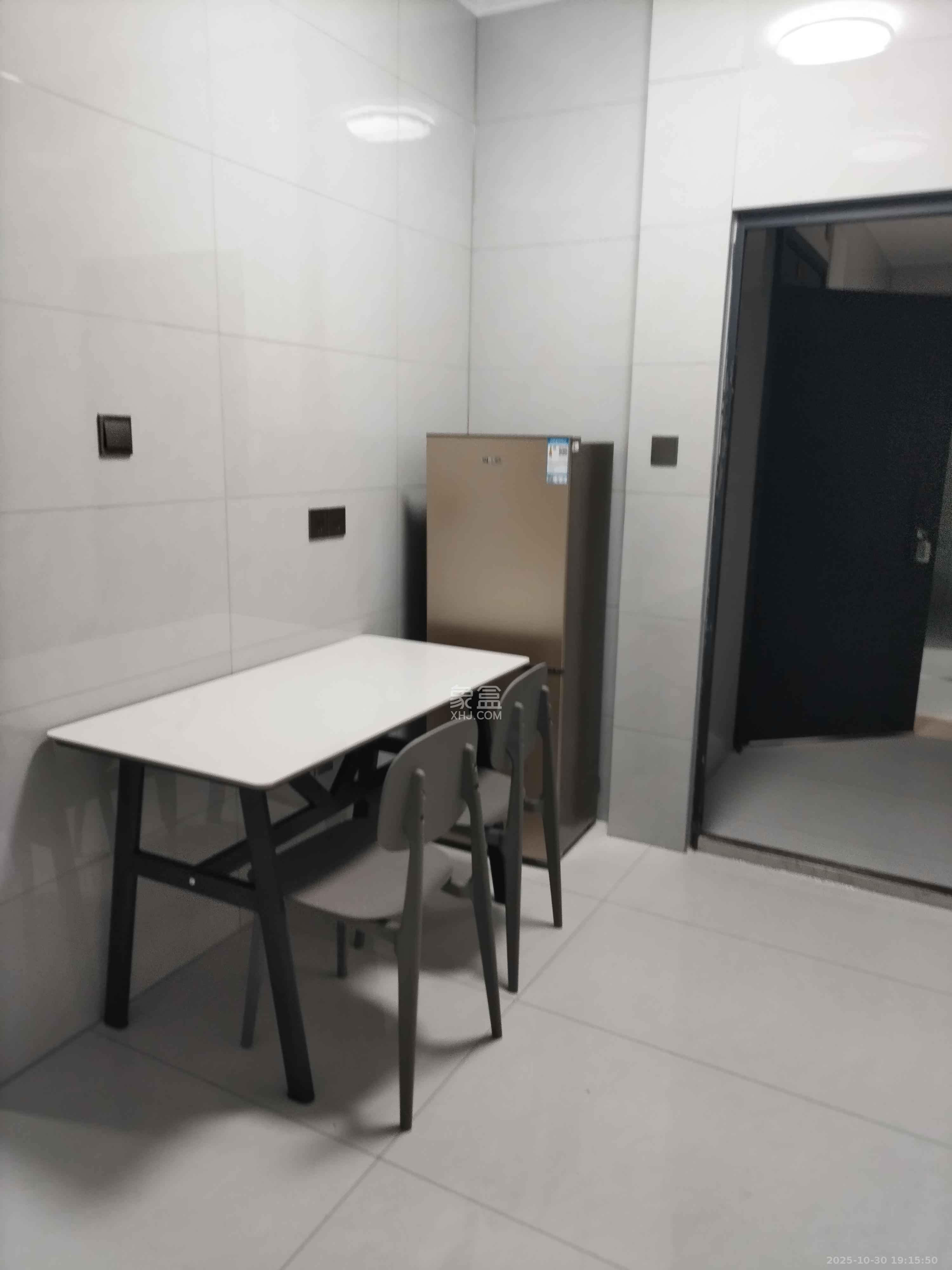 五一新村安置小区(永定社区、永兴社区、永祥社区)  1室1厅1卫    1200.0元/月 五一新村安置小区(永定社区、永兴社区、永祥社区)  1室1厅1卫    1200.0元/月室内图