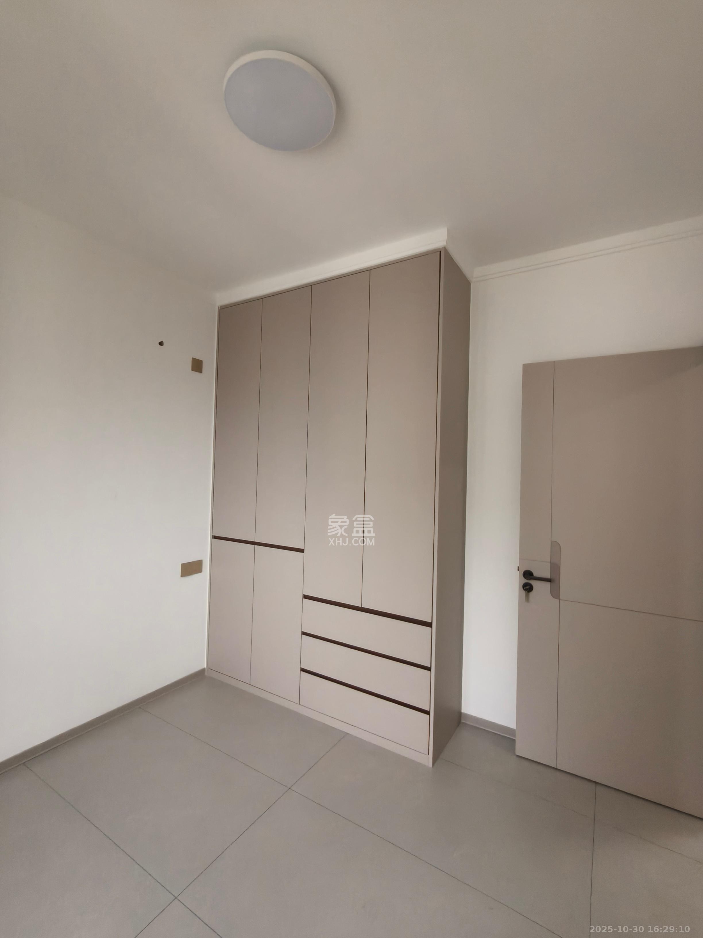 和景家园二期  2室2厅1卫    1900.0元/月室内图