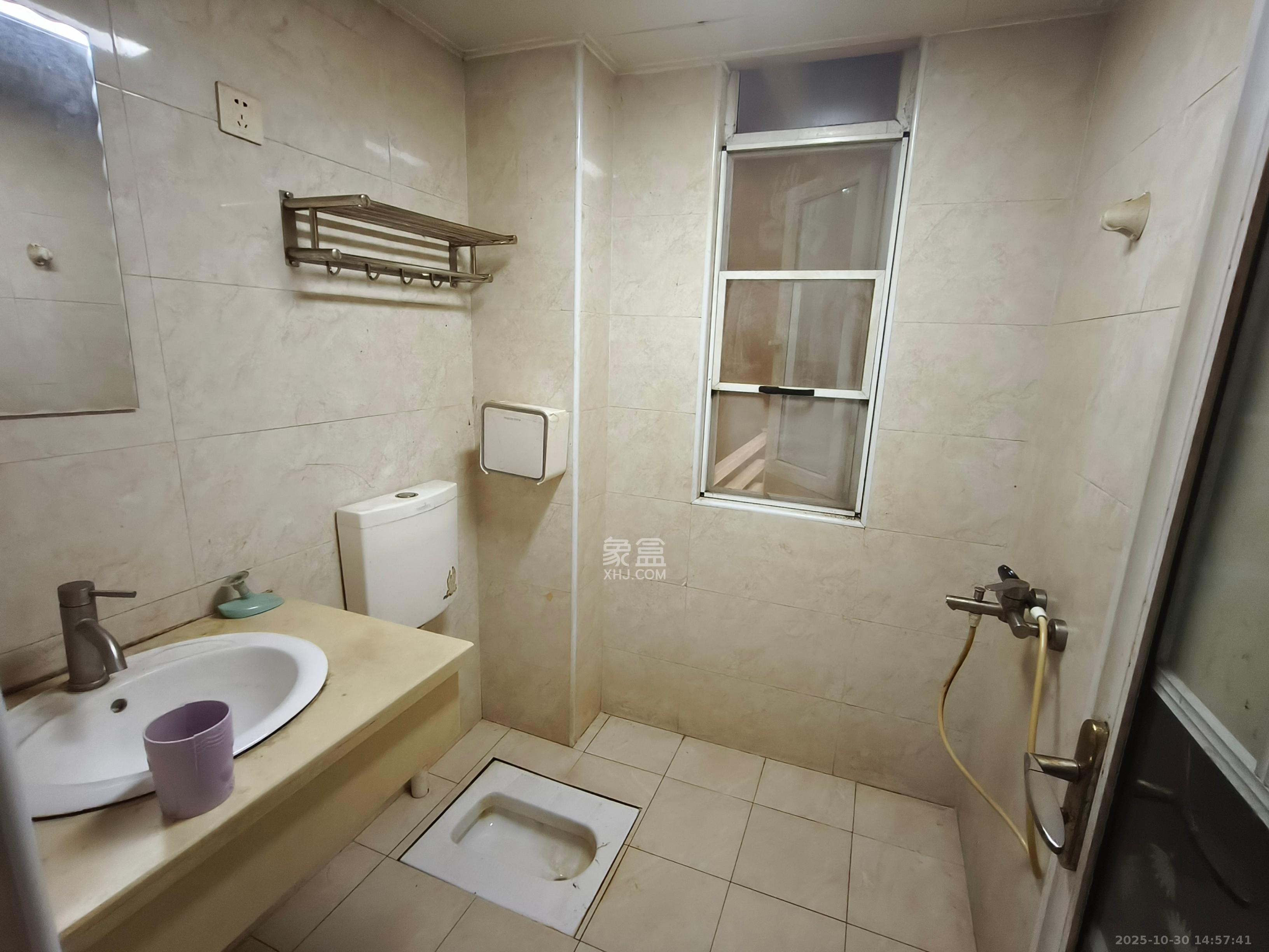 荷韵园  2室2厅1卫    1400.0元/月室内图