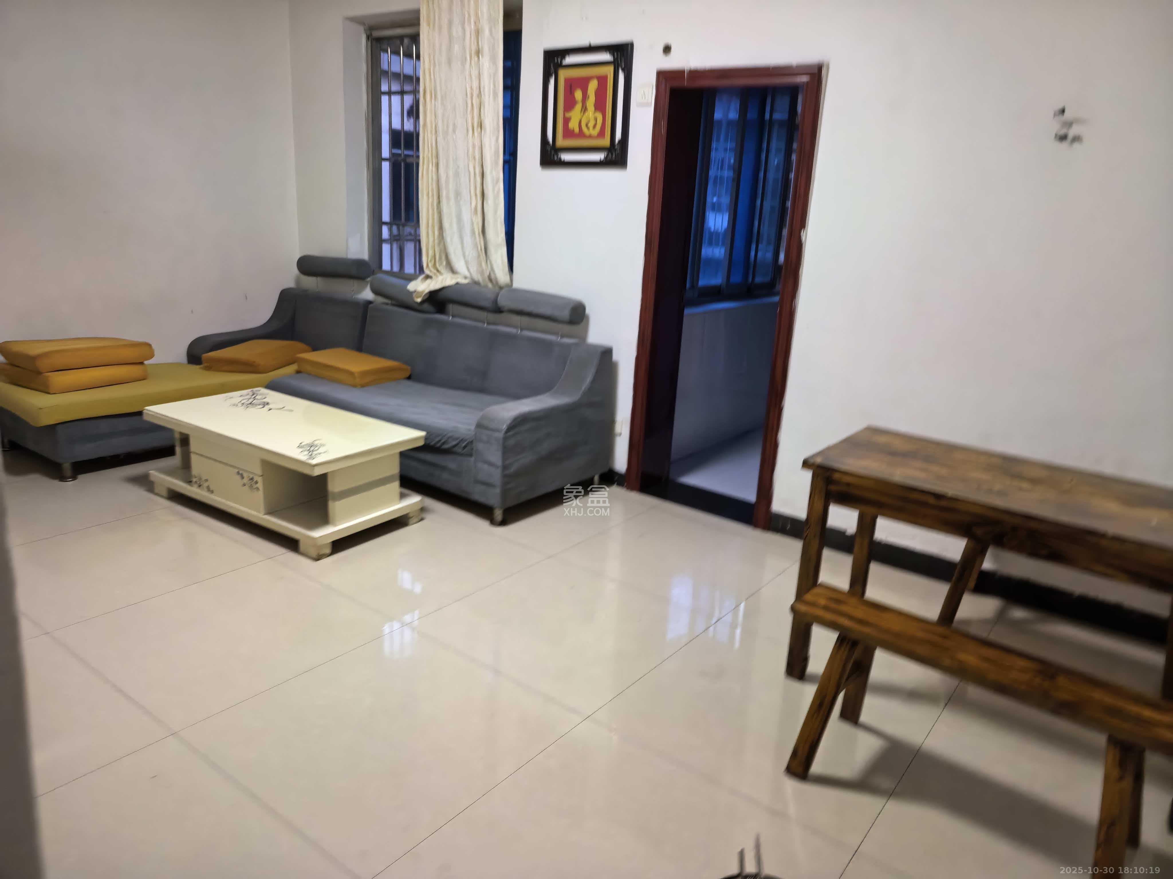 市直属机关宿舍 2室1厅1卫 1500.0元/月 市直属机关宿舍 2室1厅1卫 1500.0元/月室内图