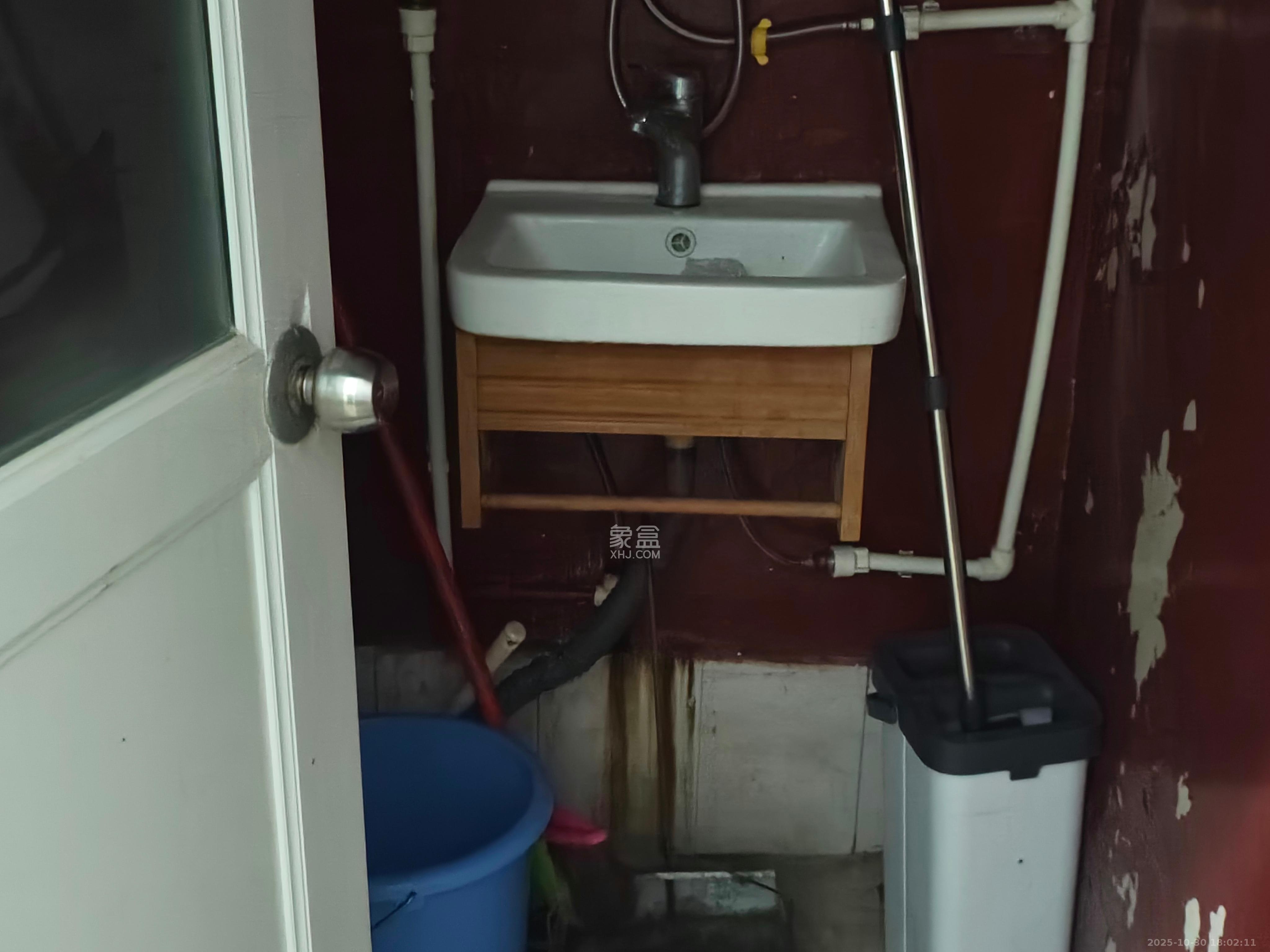 涂家冲社区（涂新小区、农商银行宿舍）  1室0厅1卫    800.0元/月室内图