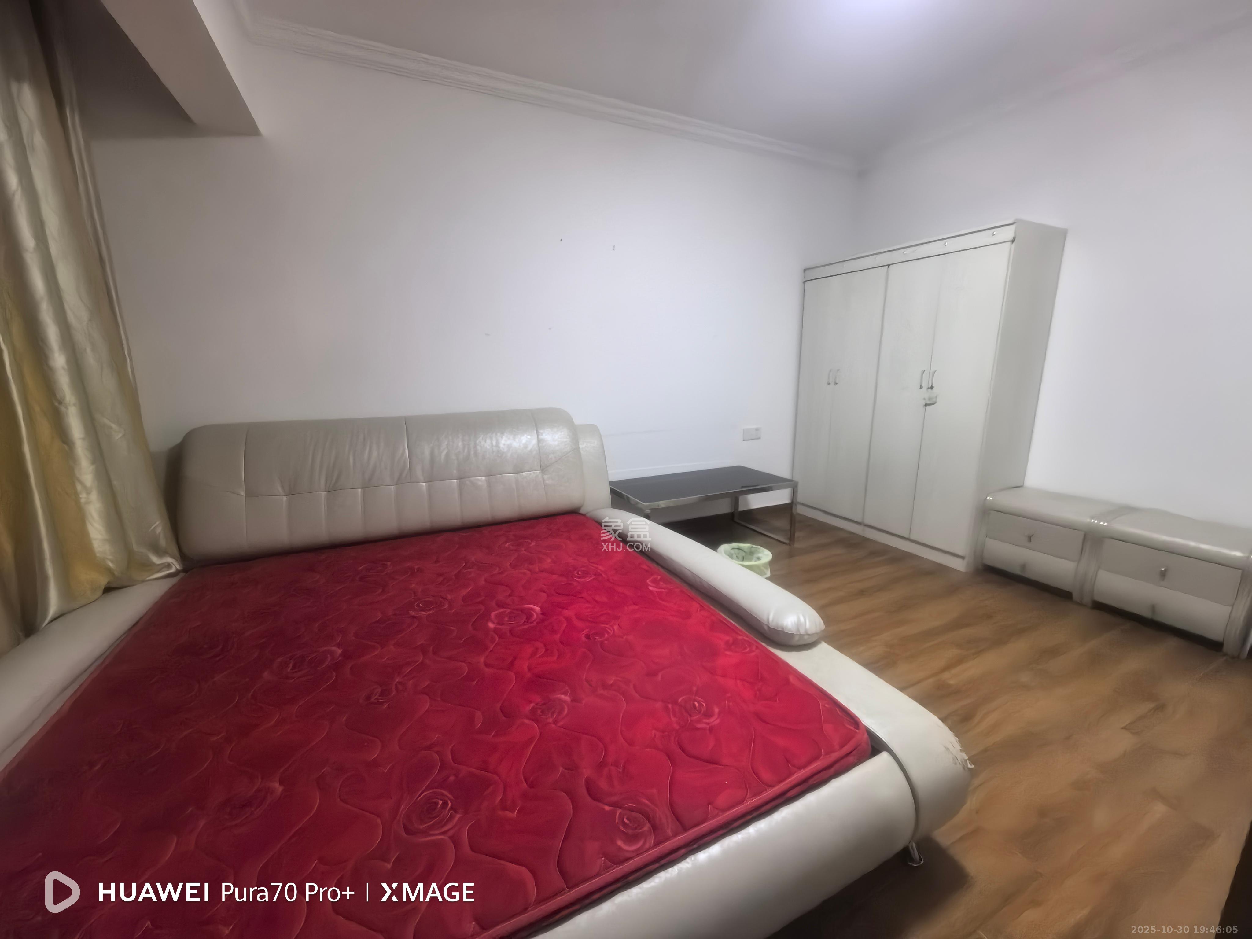 三一街区  1室1厅1卫    1100.0元/月室内图