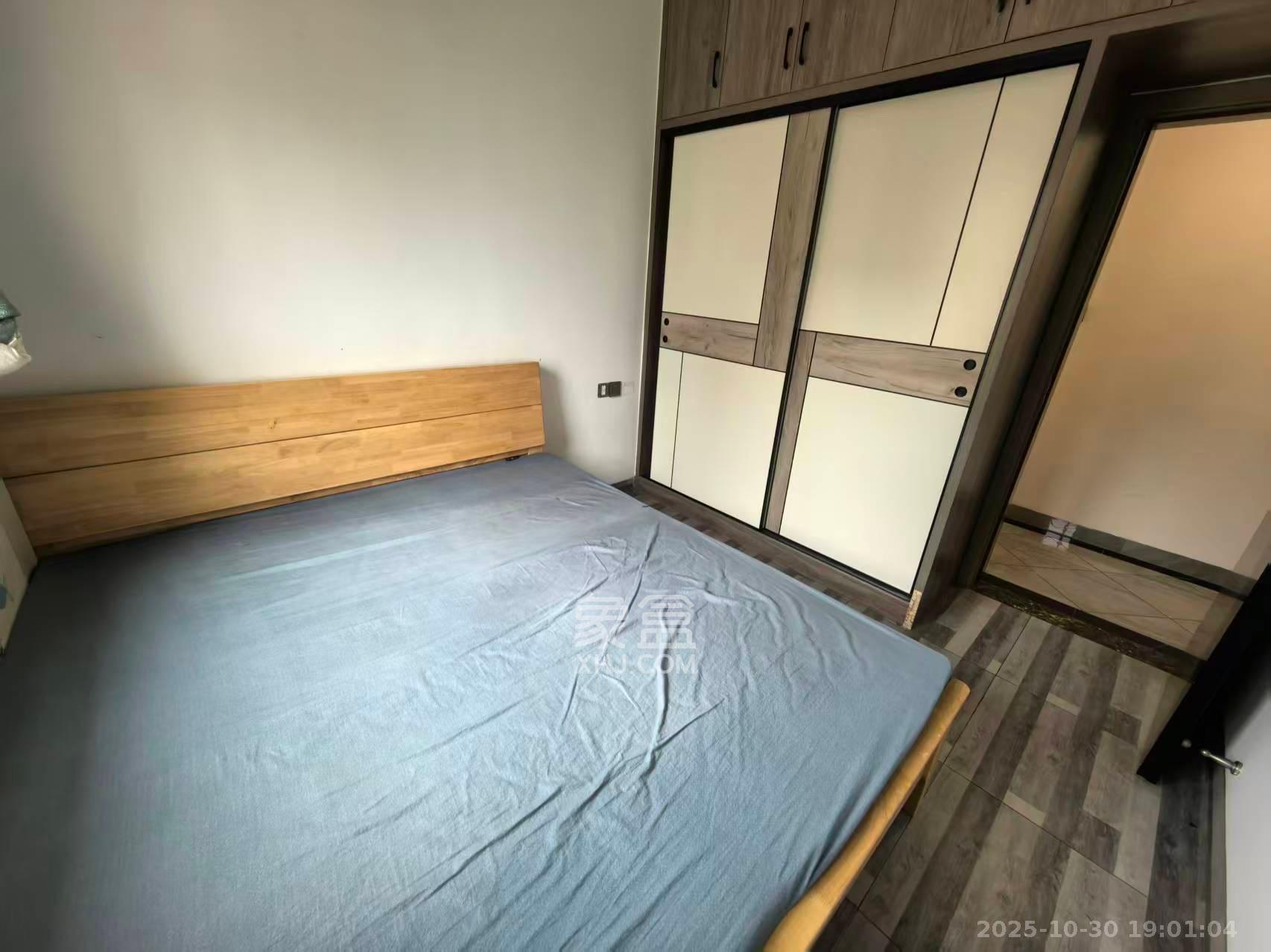 洋湖明园一期  1室0厅0卫    2200.0元/月 洋湖明园一期  1室0厅0卫    2200.0元/月室内图