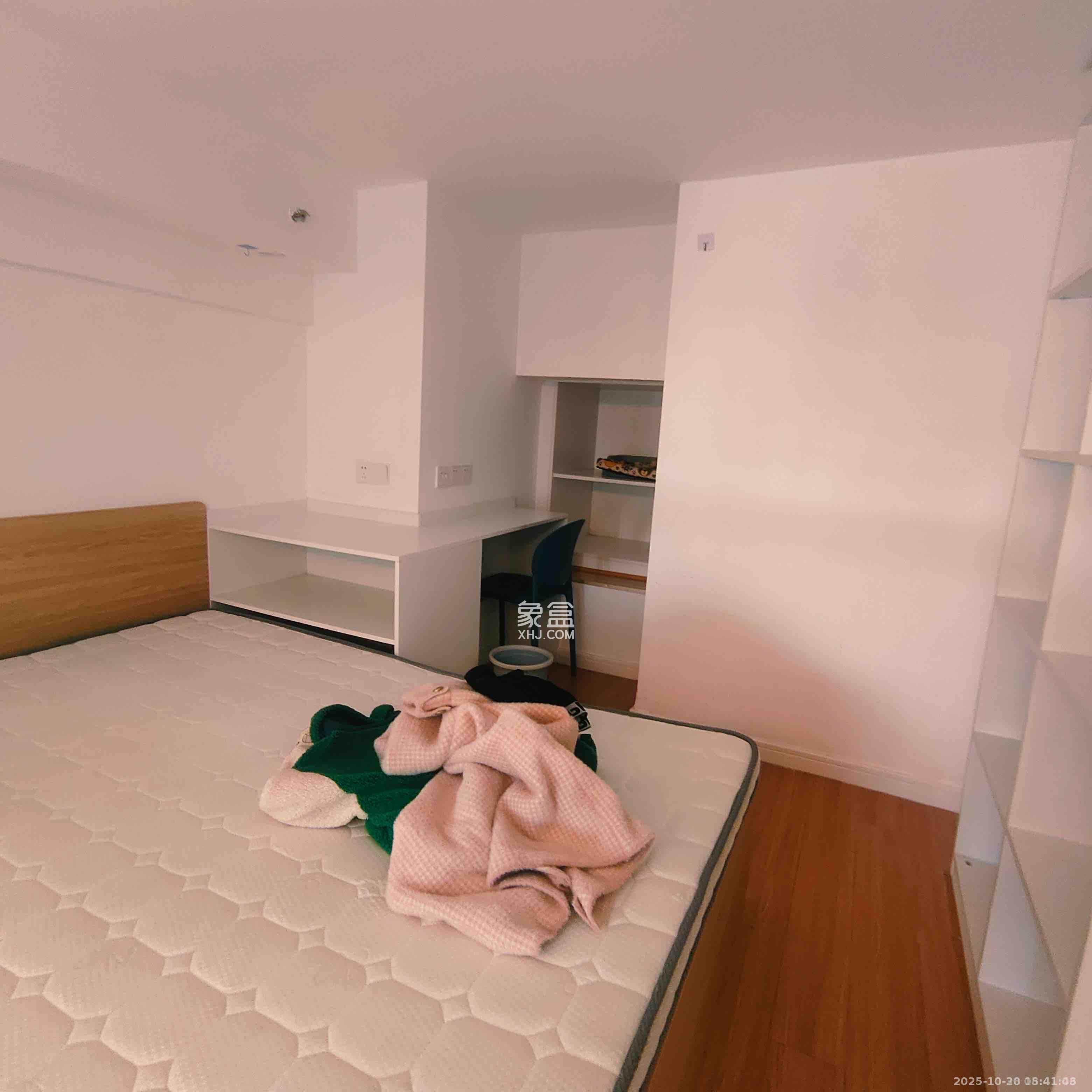 卓越江岸  2室1厅1卫    2000.0元/月 卓越江岸  2室1厅1卫    2000.0元/月室内图