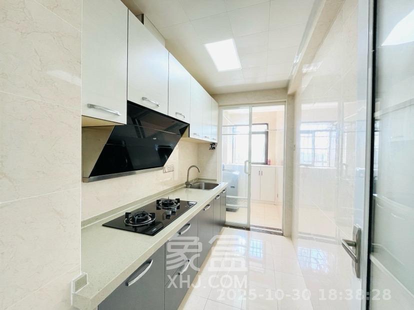 地质家园一、二期(地泰人民公馆)  2室1厅1卫    3300.0元/月 地质家园一、二期(地泰人民公馆)  2室1厅1卫    3300.0元/月室内图