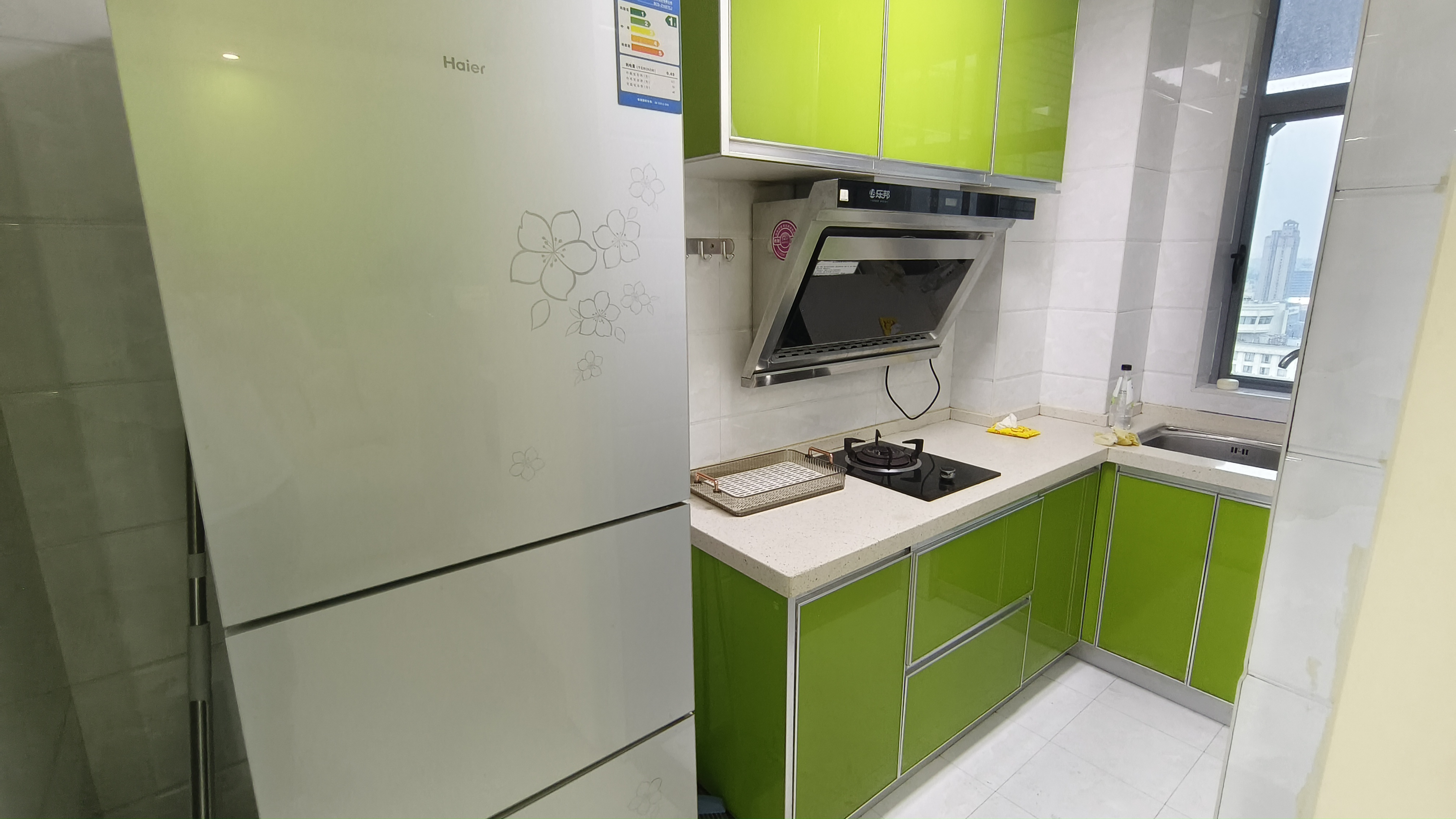 鹏利广场 1室1厅1卫 1180.0元/月 鹏利广场 1室1厅1卫 1180.0元/月室内图