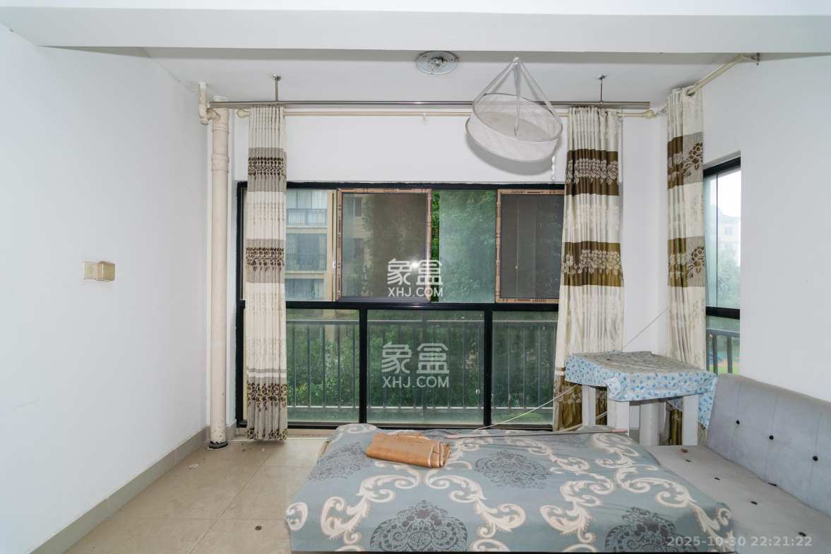 晟通城  3室1厅1卫    38.0万 晟通城  3室1厅1卫    38.0万阳台