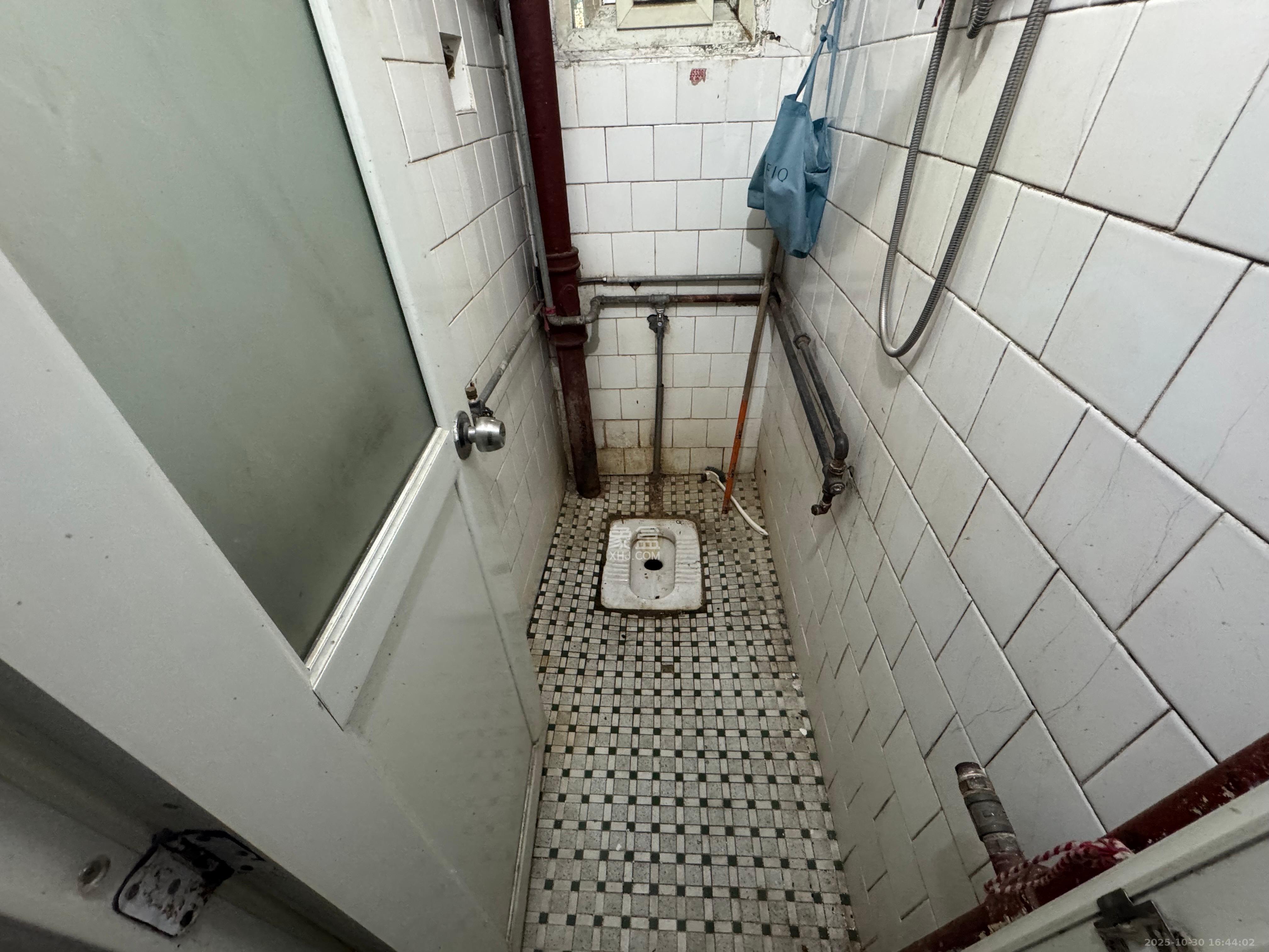 省政府机关梓园住宅区  3室1厅1卫    2300.0元/月室内图