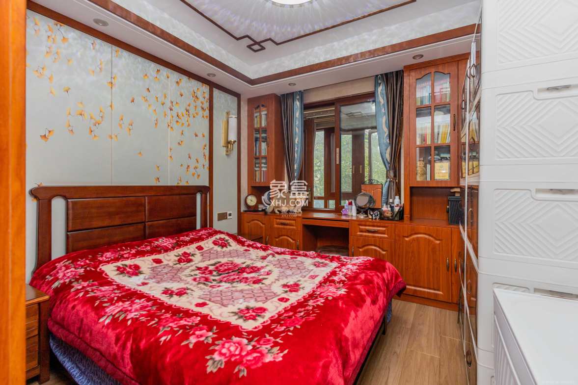 龙湖碧桂园天宸原著 1室0厅0卫 258.0万 龙湖碧桂园天宸原著 1室0厅0卫 258.0万卧室