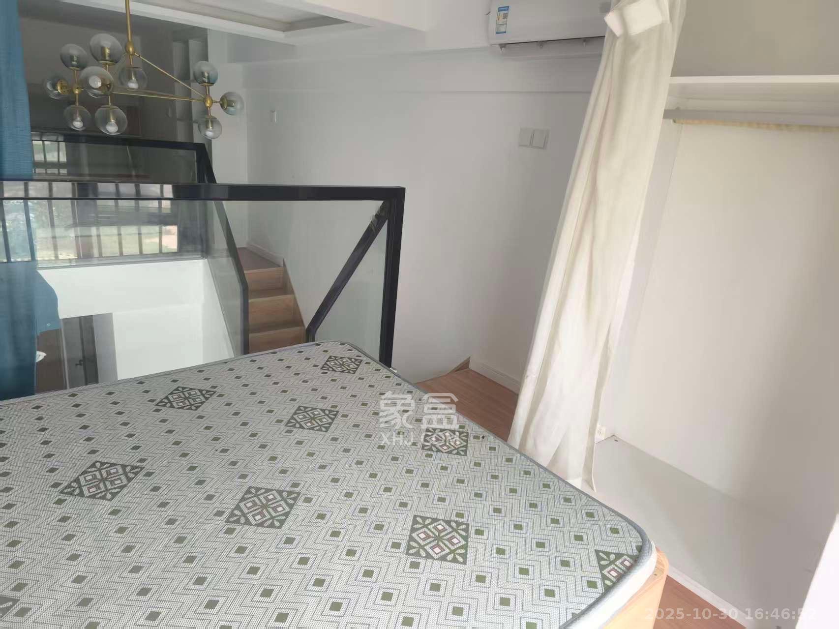 卓越江岸  2室2厅1卫    2000.0元/月 卓越江岸  2室2厅1卫    2000.0元/月室内图