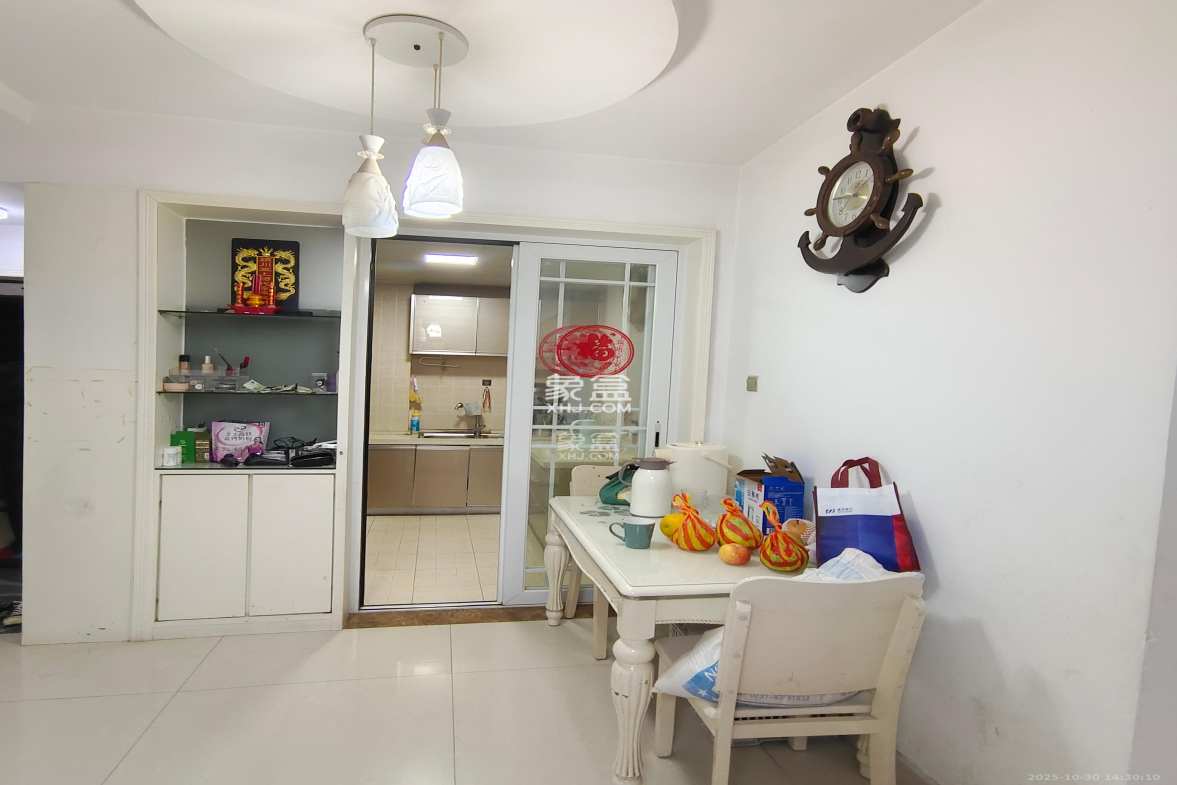 万芙锦城 2室2厅1卫 2400.0元/月 万芙锦城 2室2厅1卫 2400.0元/月室内图