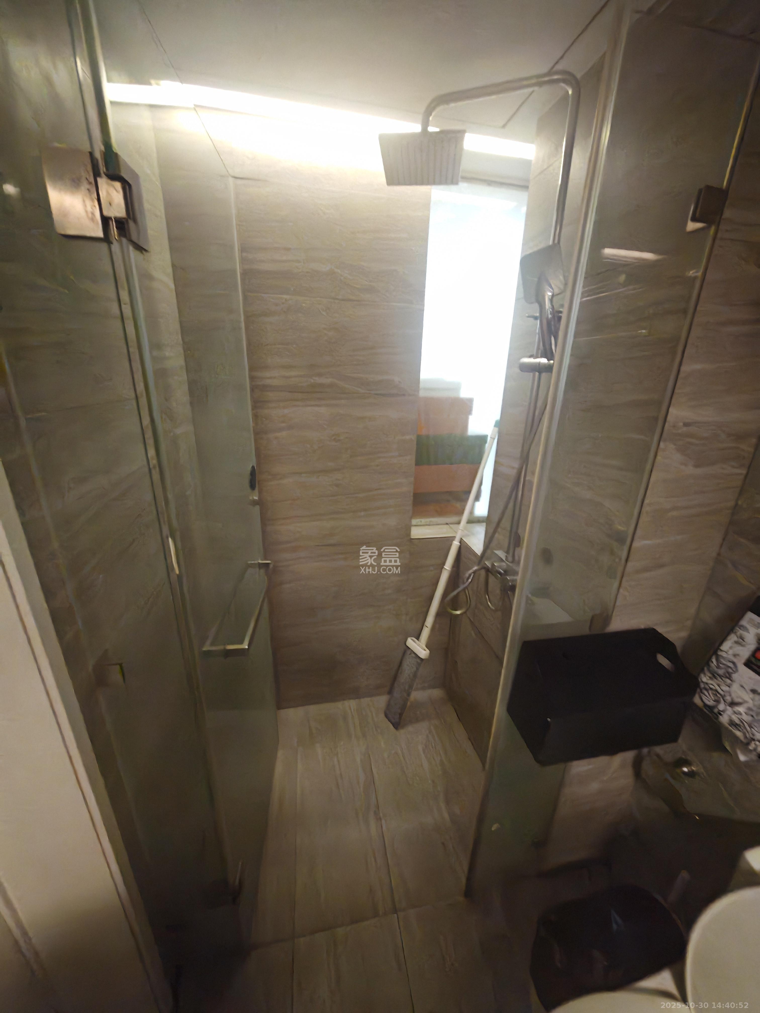 东怡外国(南湖一号) 1室1厅1卫 1800.0元/月 东怡外国(南湖一号) 1室1厅1卫 1800.0元/月室内图