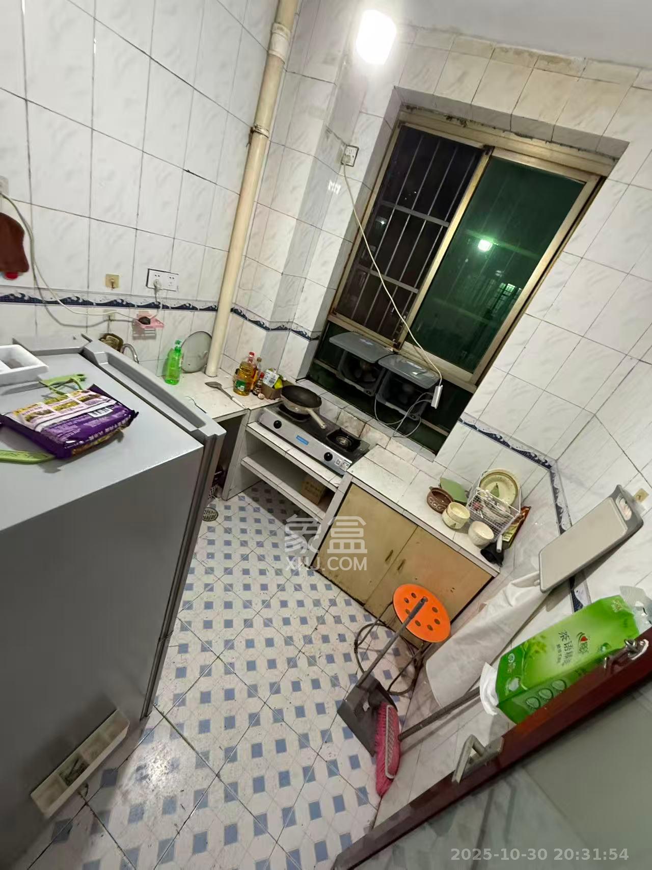 圭塘小区(圭塘一、二小区)  2室1厅1卫    650.0元/月 圭塘小区(圭塘一、二小区)  2室1厅1卫    650.0元/月室内图