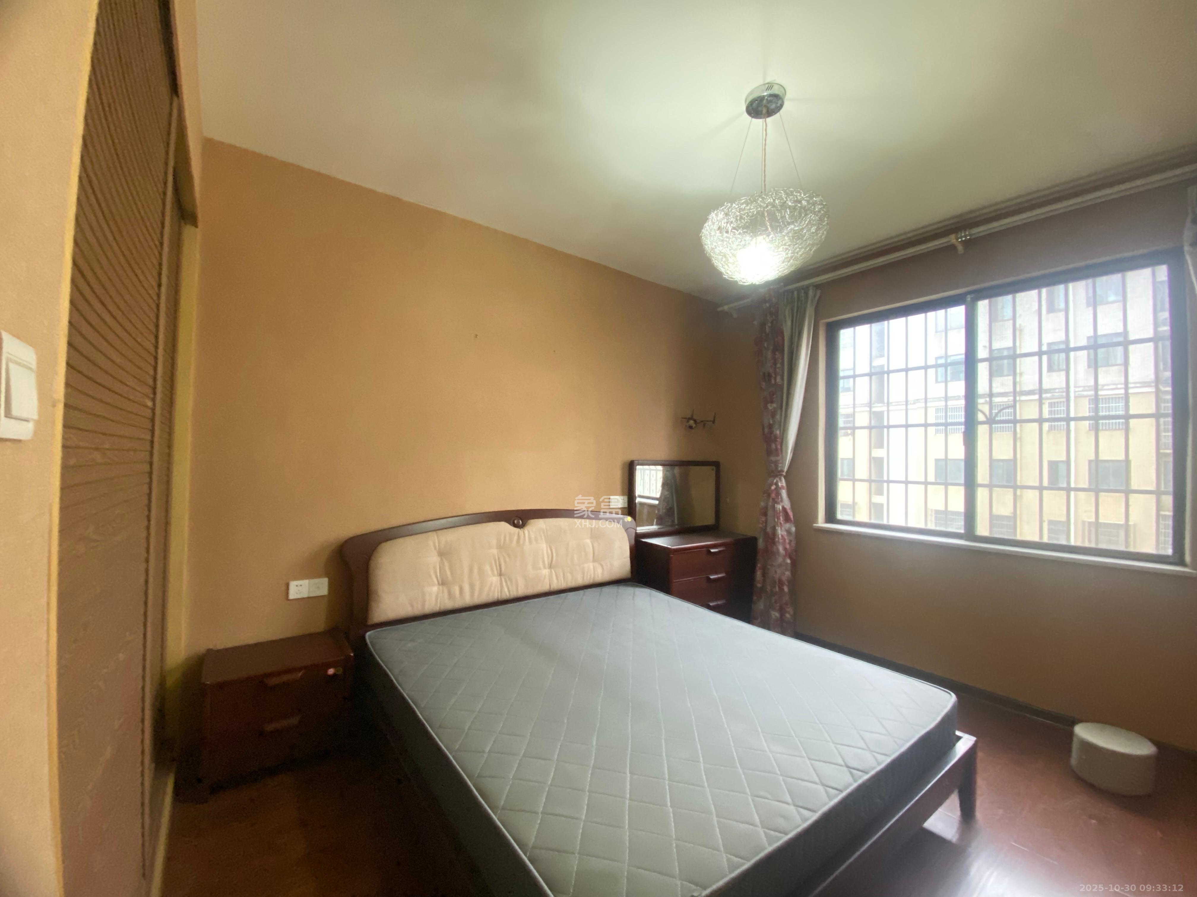 湘核佳苑  3室1厅1卫    2300.0元/月 湘核佳苑  3室1厅1卫    2300.0元/月室内图