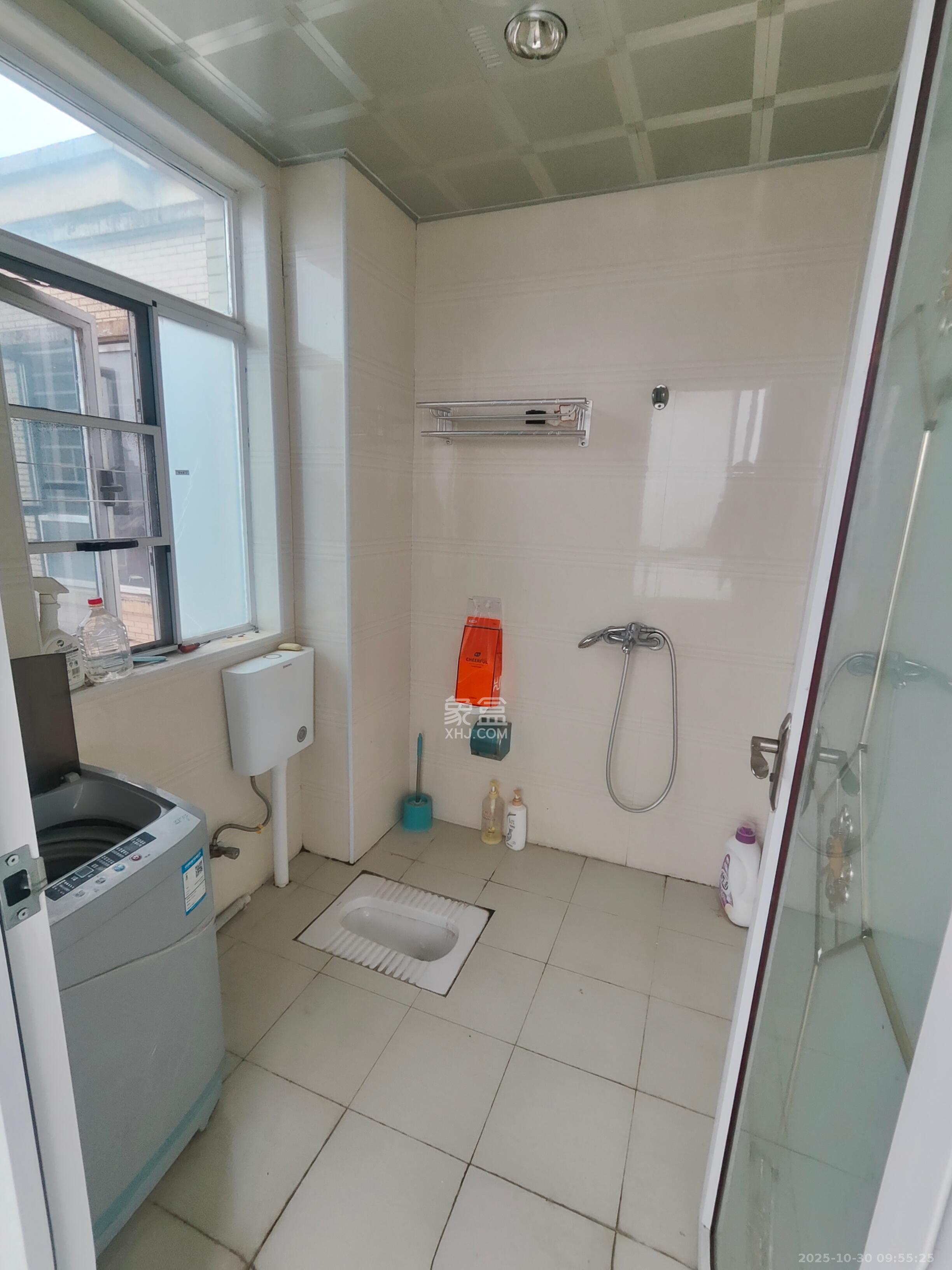 新蕾品阁居  2室1厅1卫    1200.0元/月 新蕾品阁居  2室1厅1卫    1200.0元/月室内图