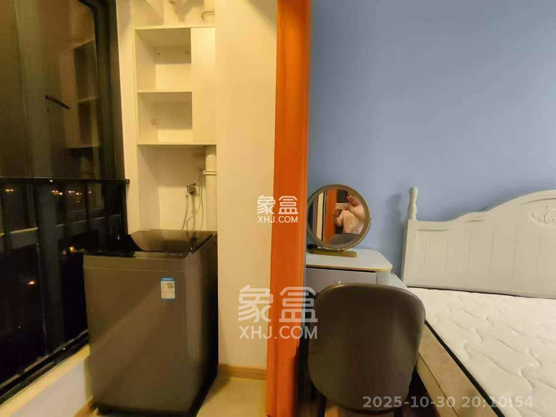 新长海漓湘悦 1室0厅0卫 1300.0元/月 新长海漓湘悦 1室0厅0卫 1300.0元/月室内图