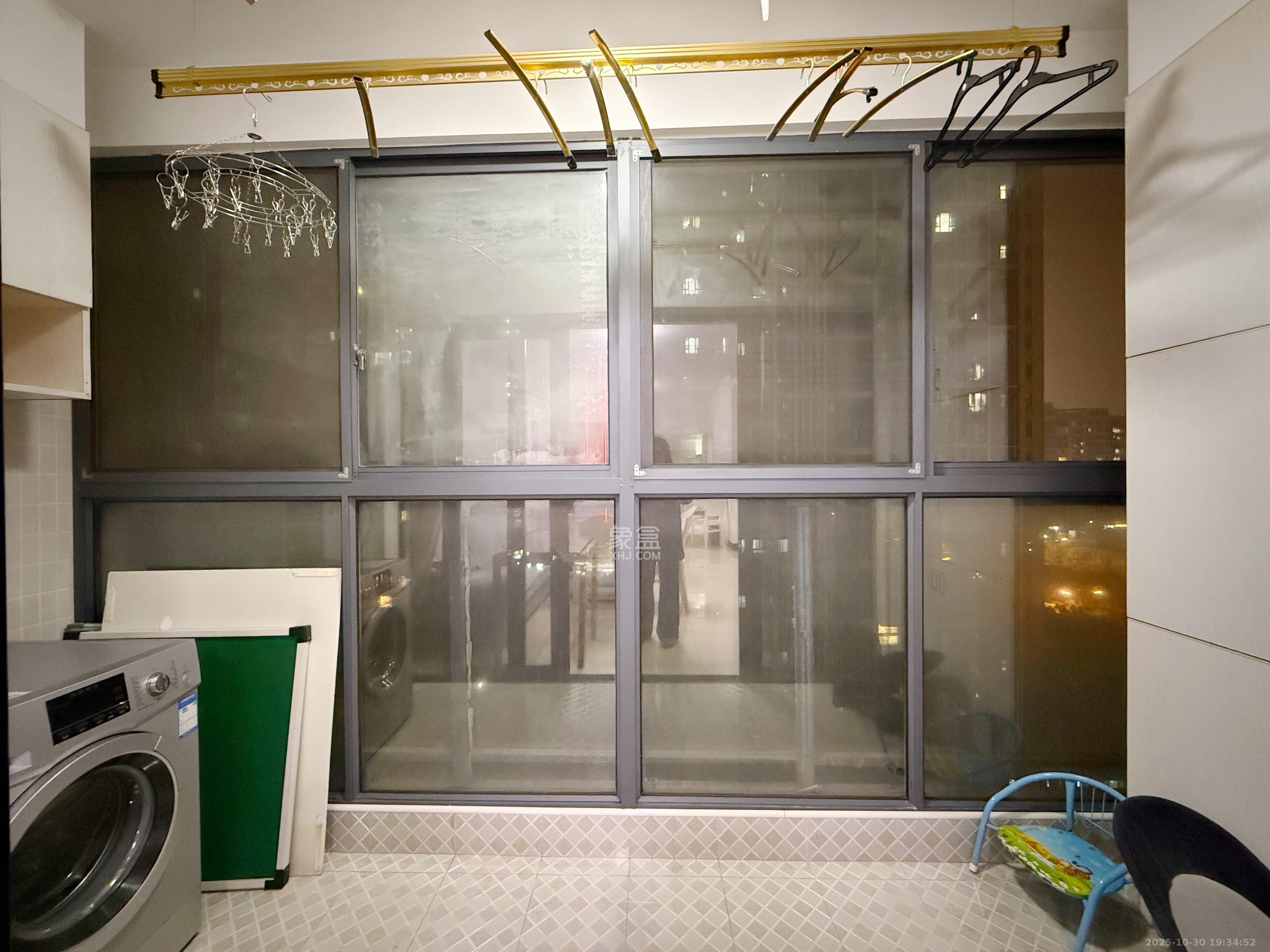 蓝山郡  2室1厅1卫    1800.0元/月室内图