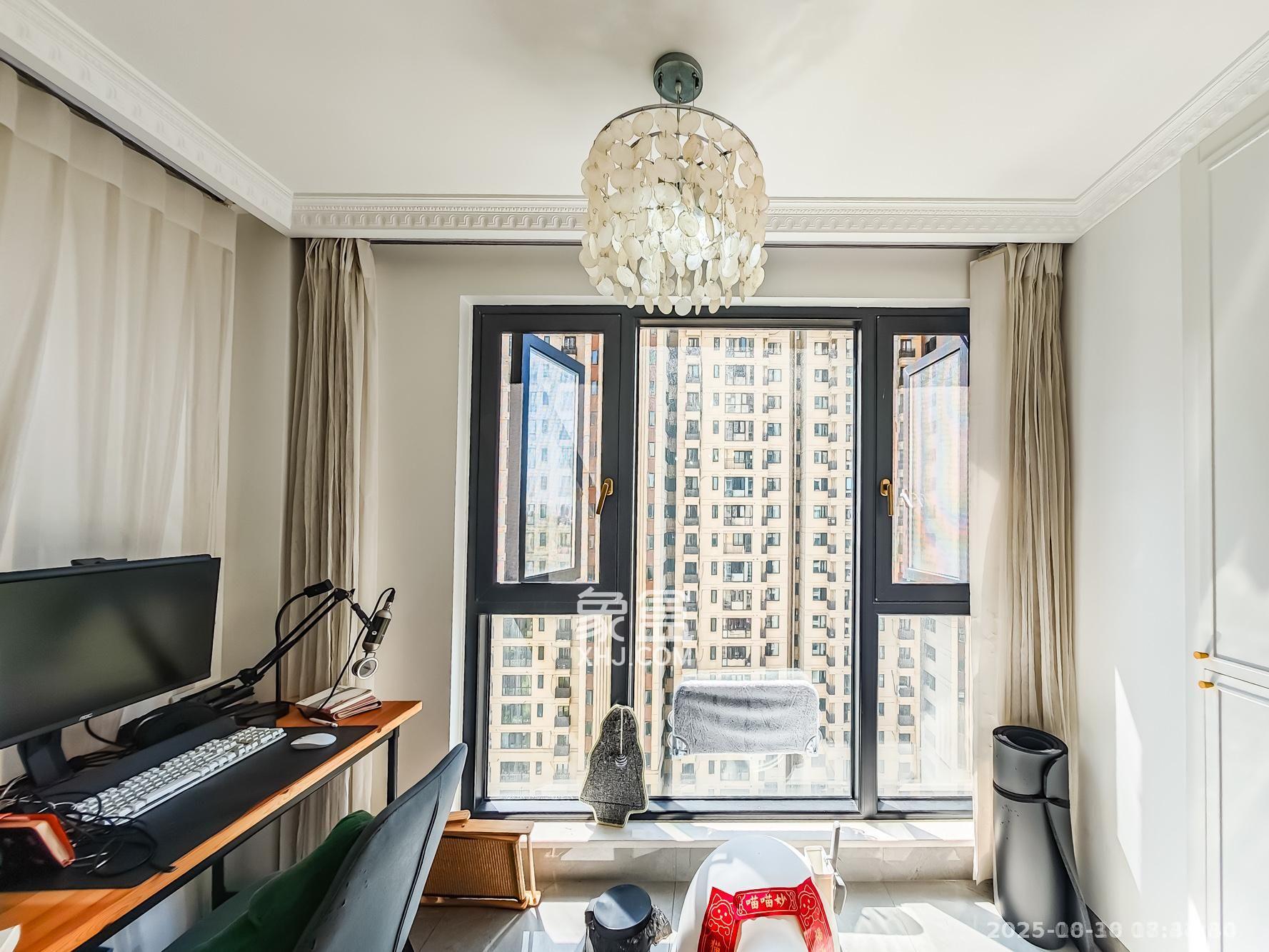 恒基旭辉湖山赋  1室0厅0卫    3000.0元/月室内图