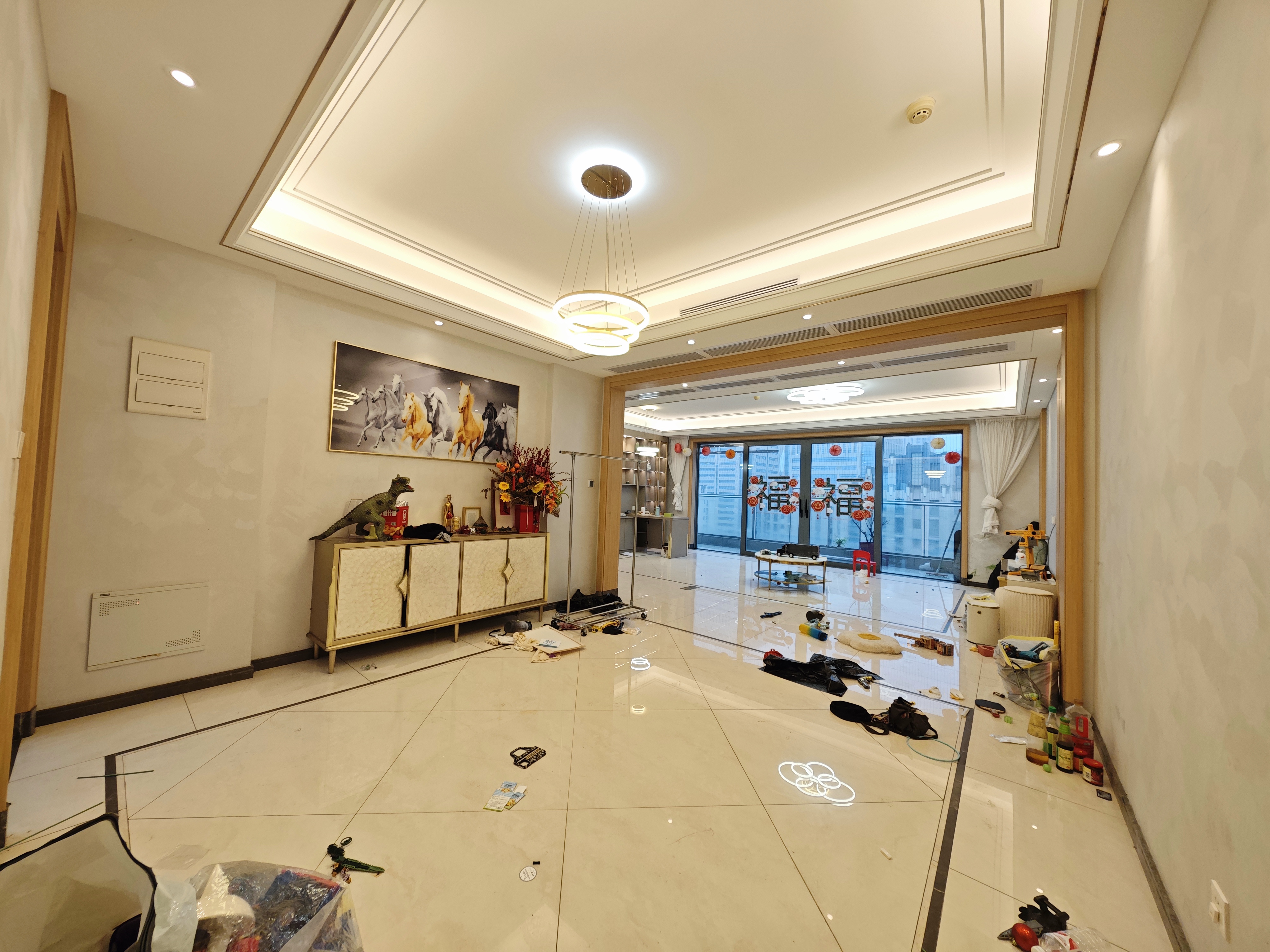 龙兴公馆 3室2厅2卫 7000.0元/月 龙兴公馆 3室2厅2卫 7000.0元/月室内图