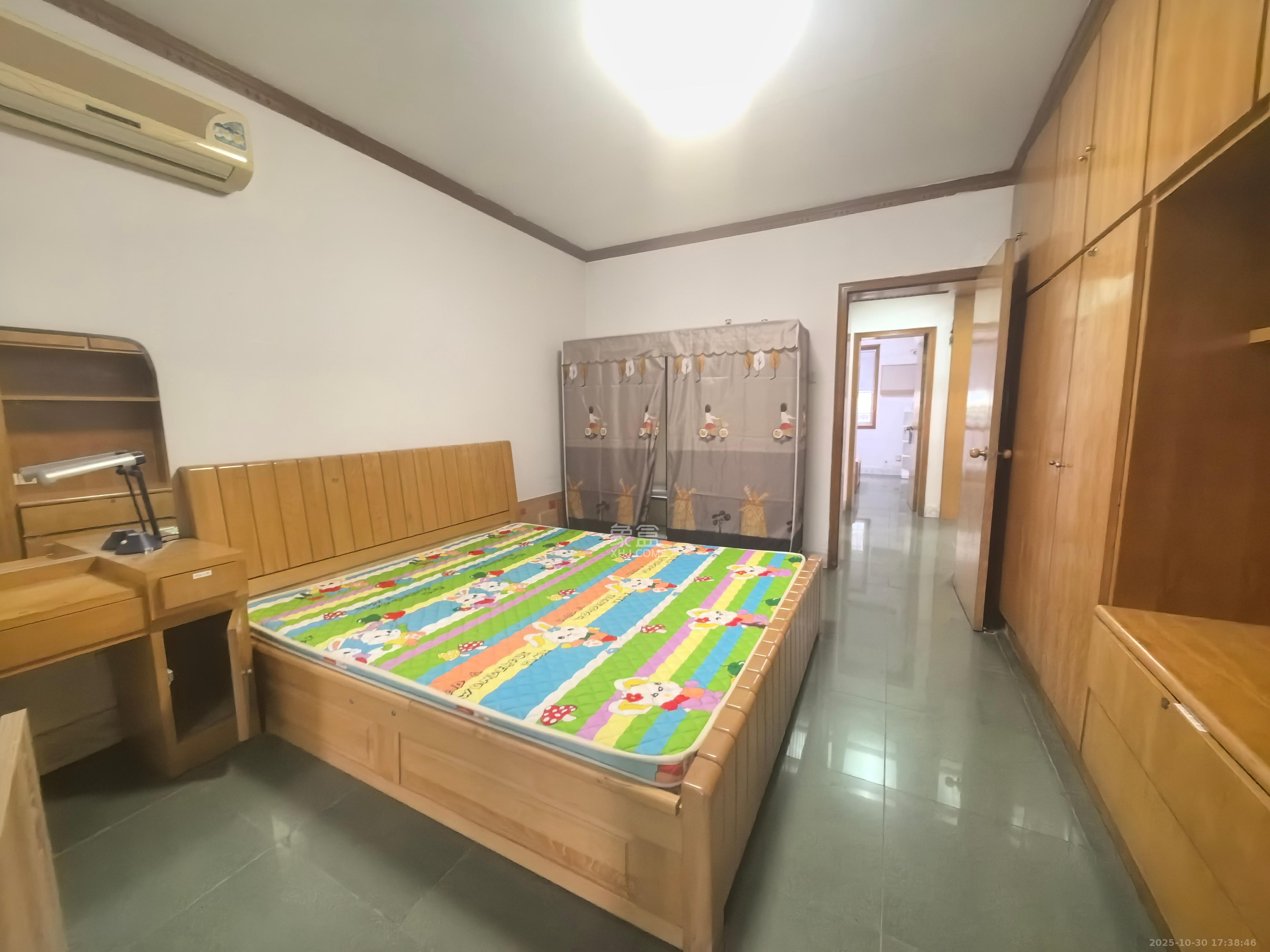 东塘电力院  3室2厅2卫    2600.0元/月室内图