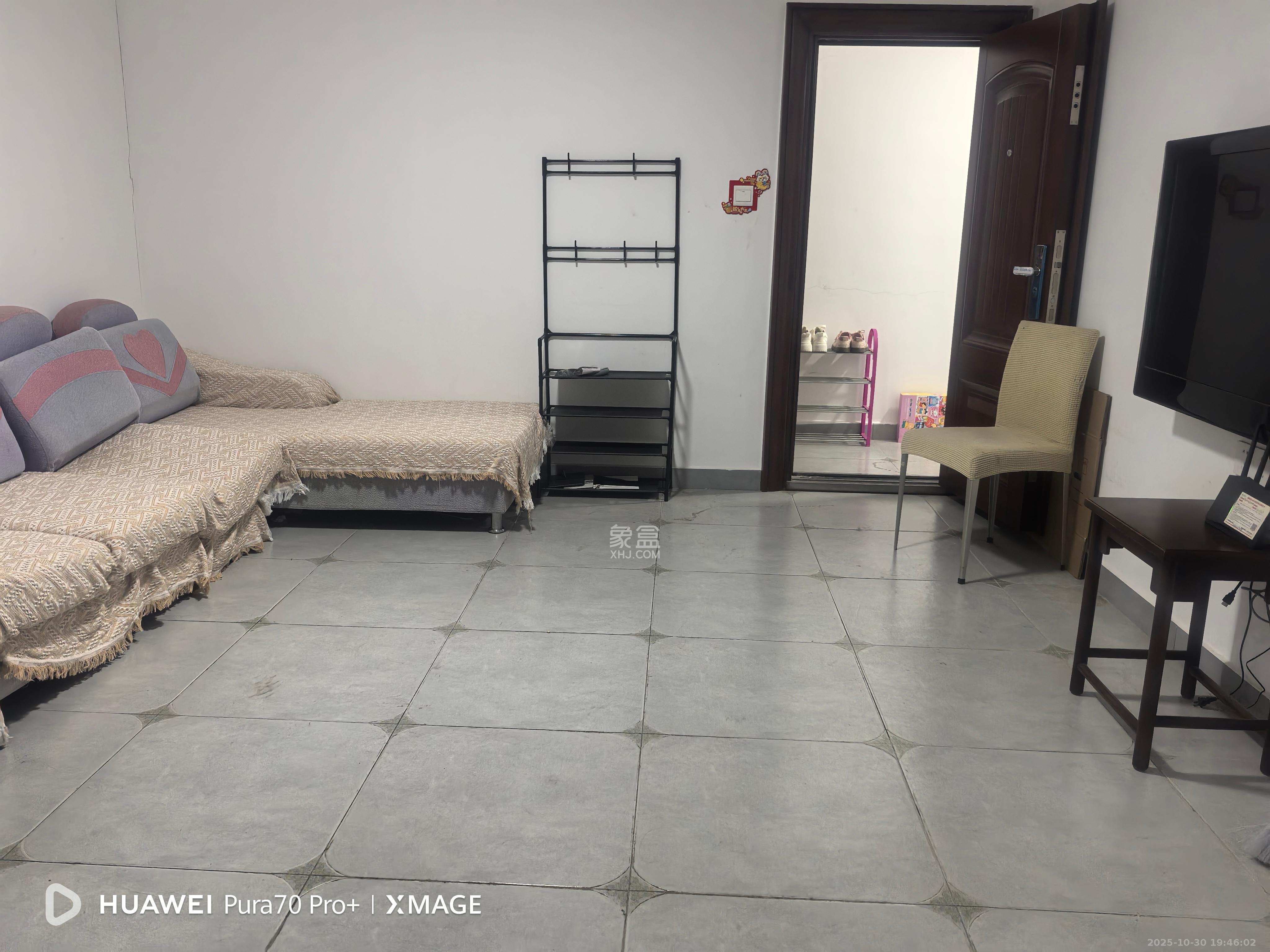 三一街区  1室1厅1卫    1100.0元/月室内图