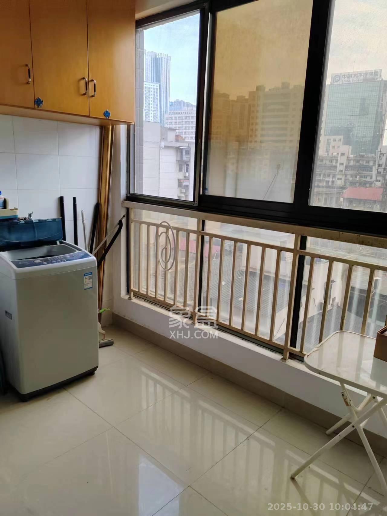 七彩丽都  1室1厅1卫    1800.0元/月室内图