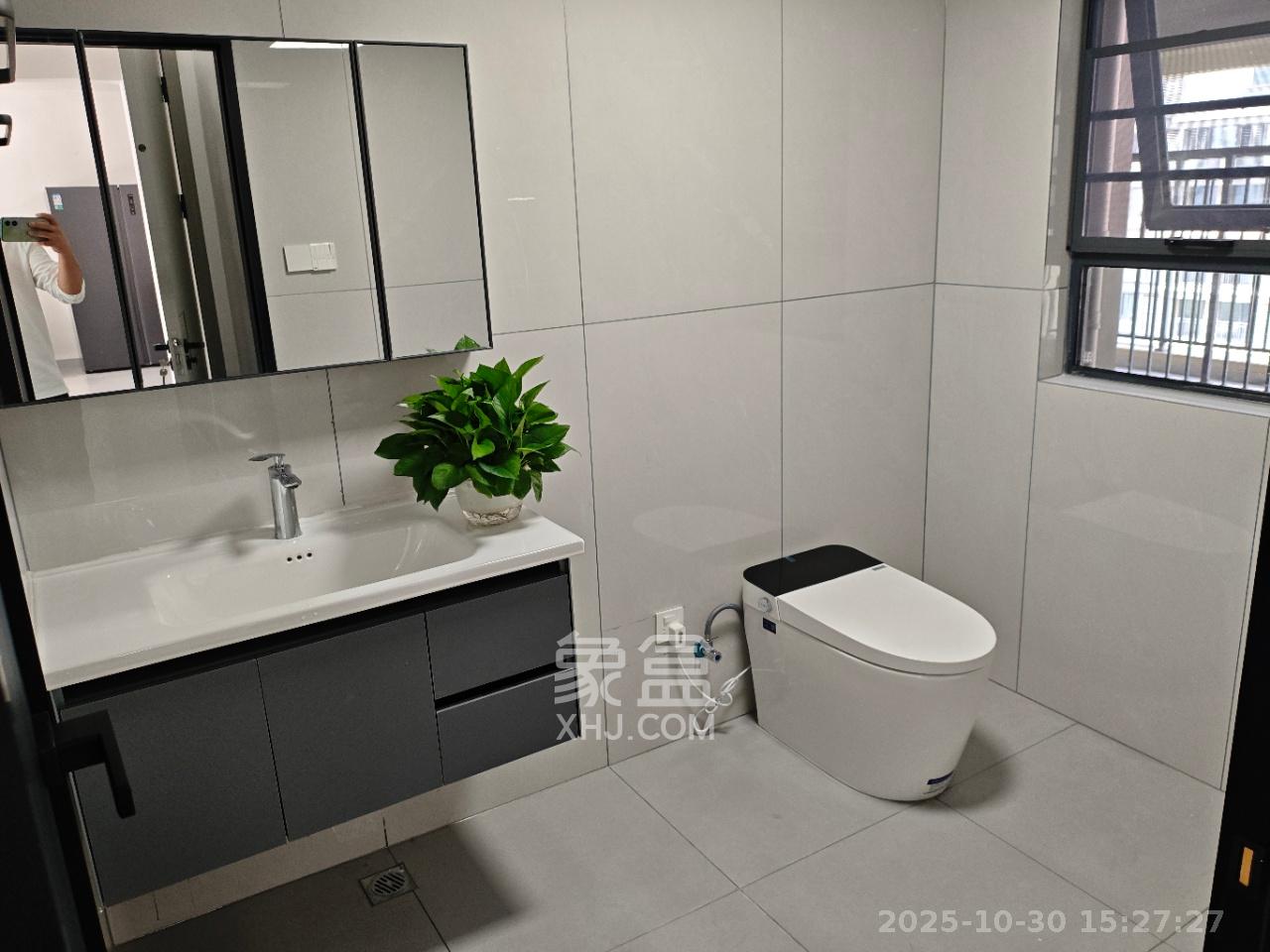 汉高学士府 3室2厅2卫 2600.0元/月 汉高学士府 3室2厅2卫 2600.0元/月室内图