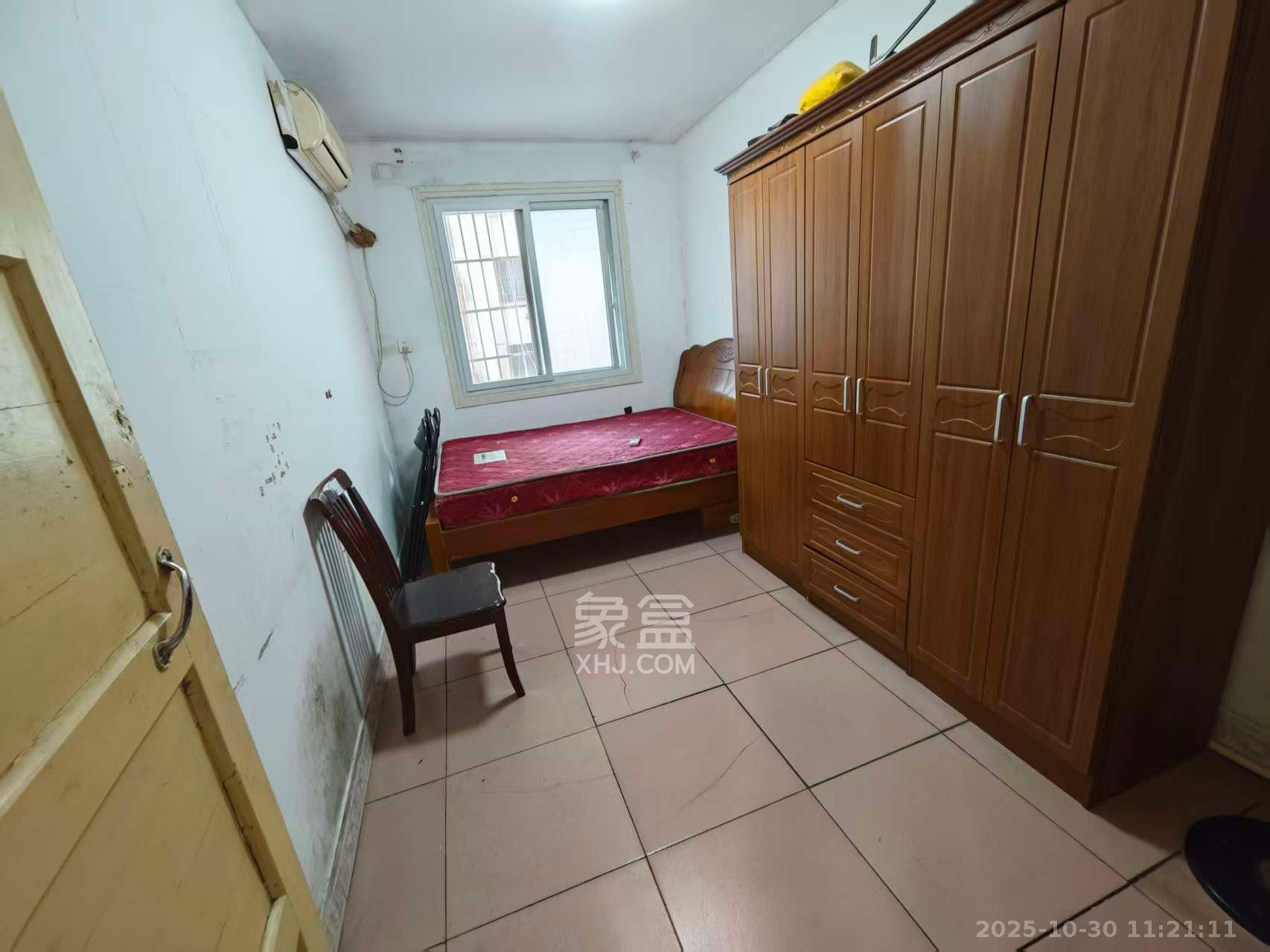 书院路散盘  2室1厅1卫    1400.0元/月室内图