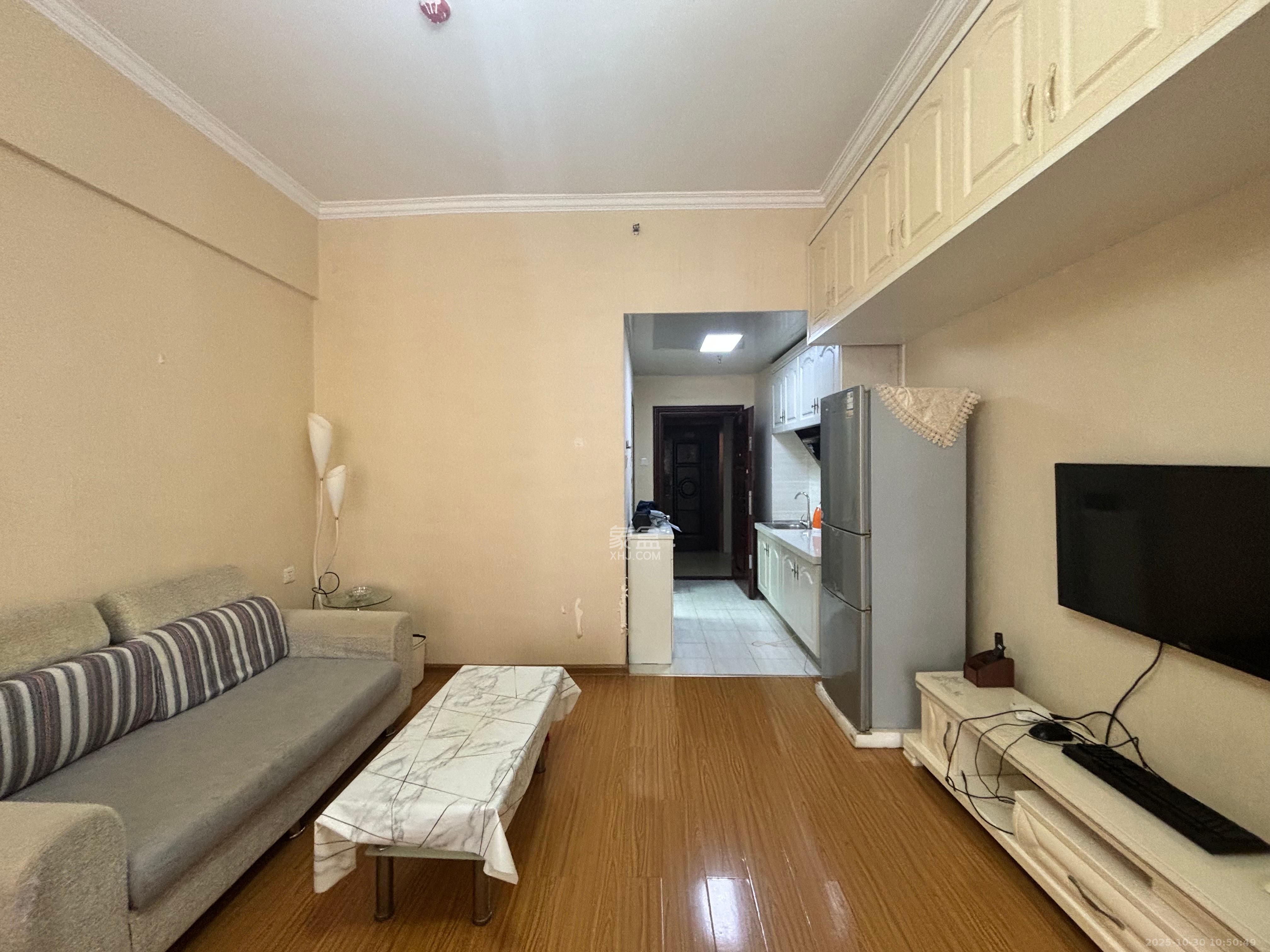 乐尚城  1室1厅1卫    1600.0元/月